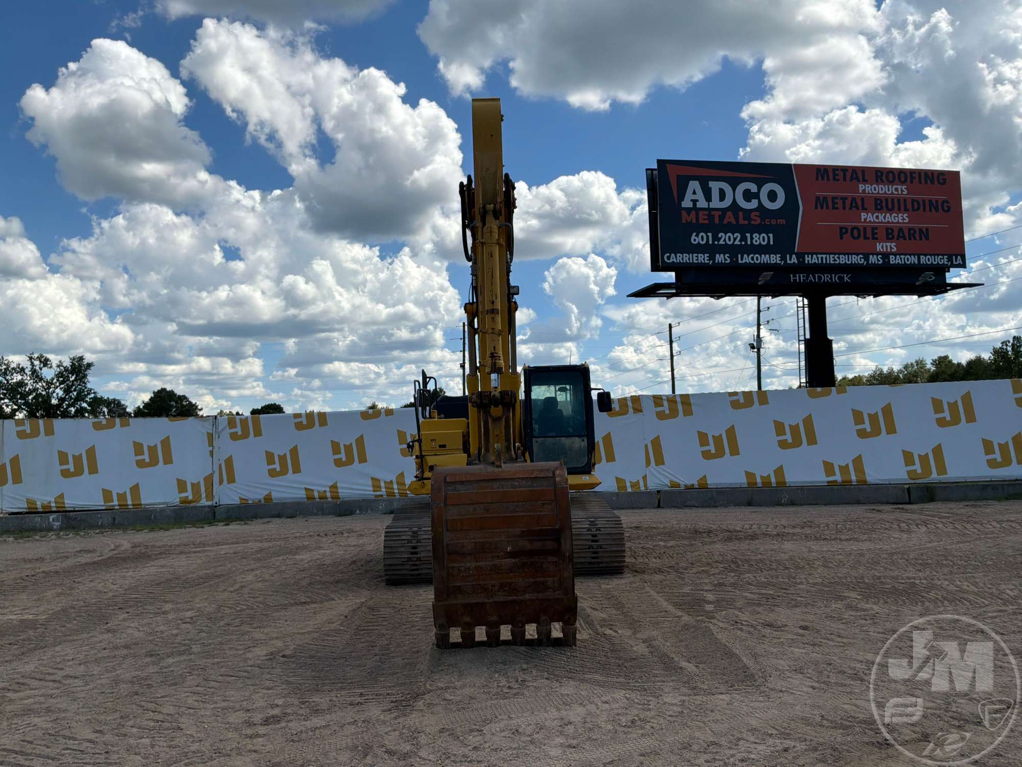2019 Komatsu PC210LC-11