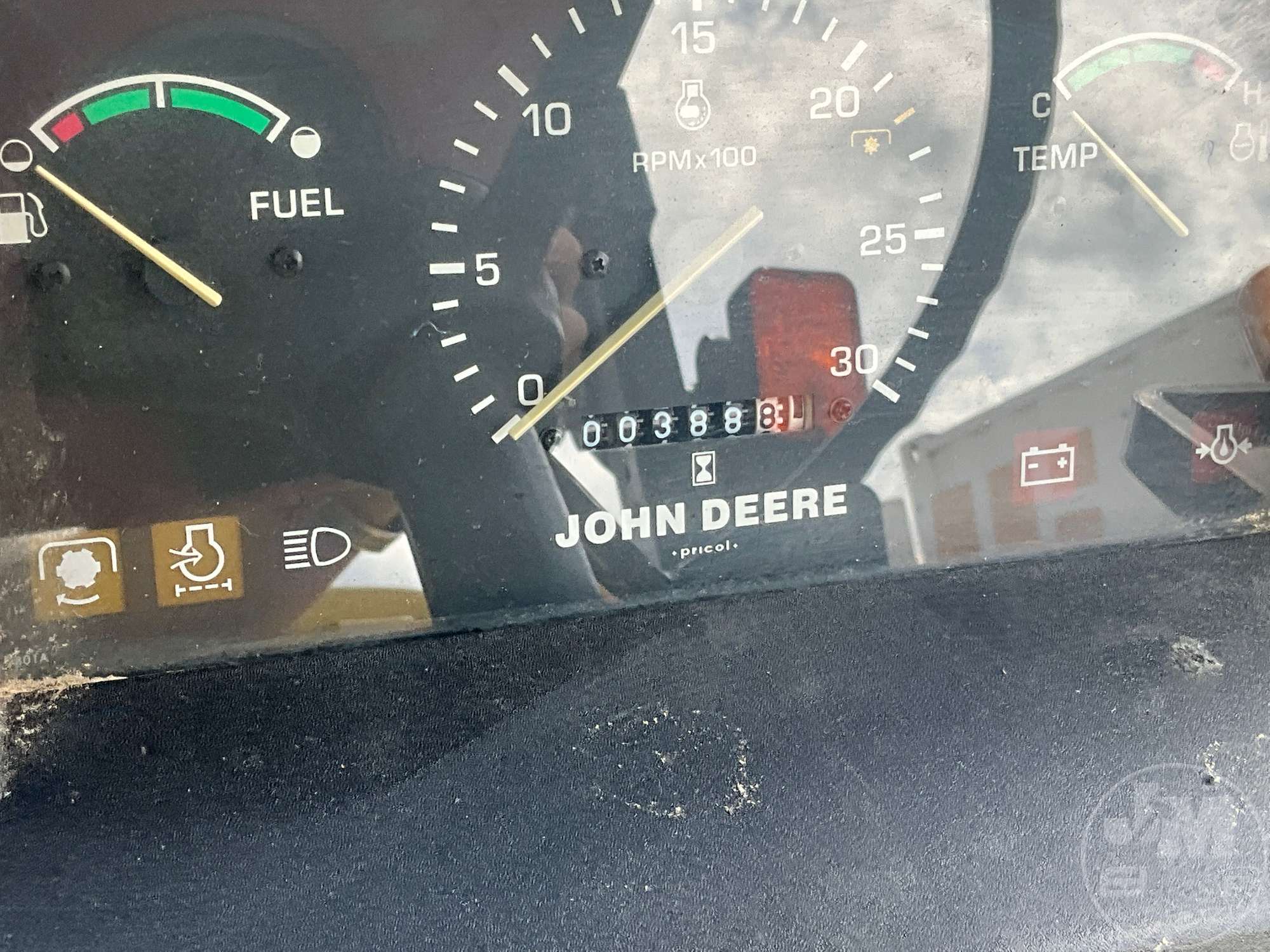 0 John Deere 5105