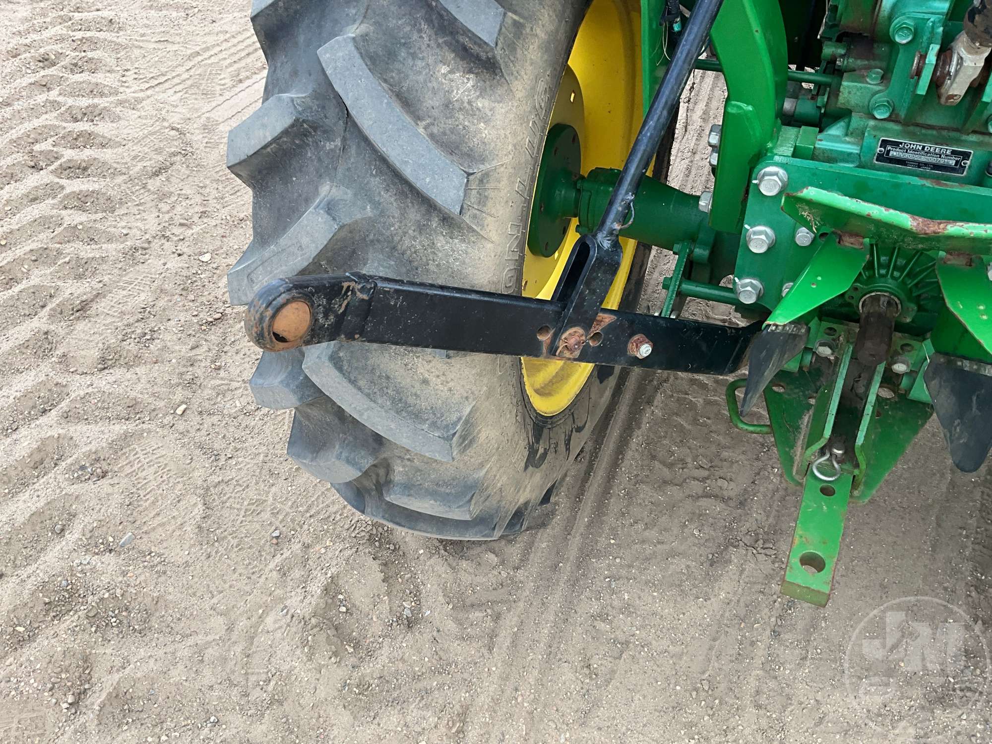 0 John Deere 3005
