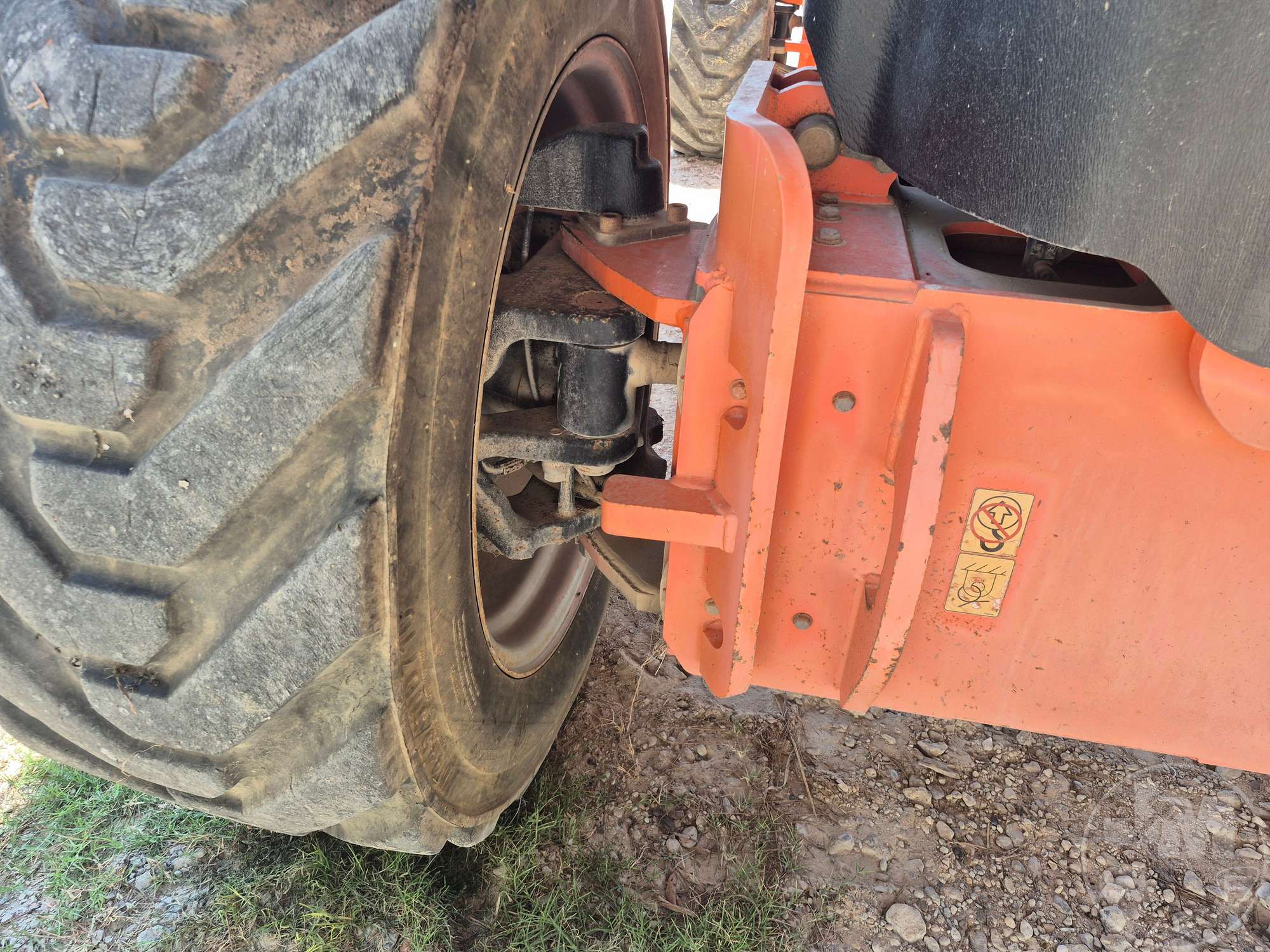 2013 JLG 1200SJP