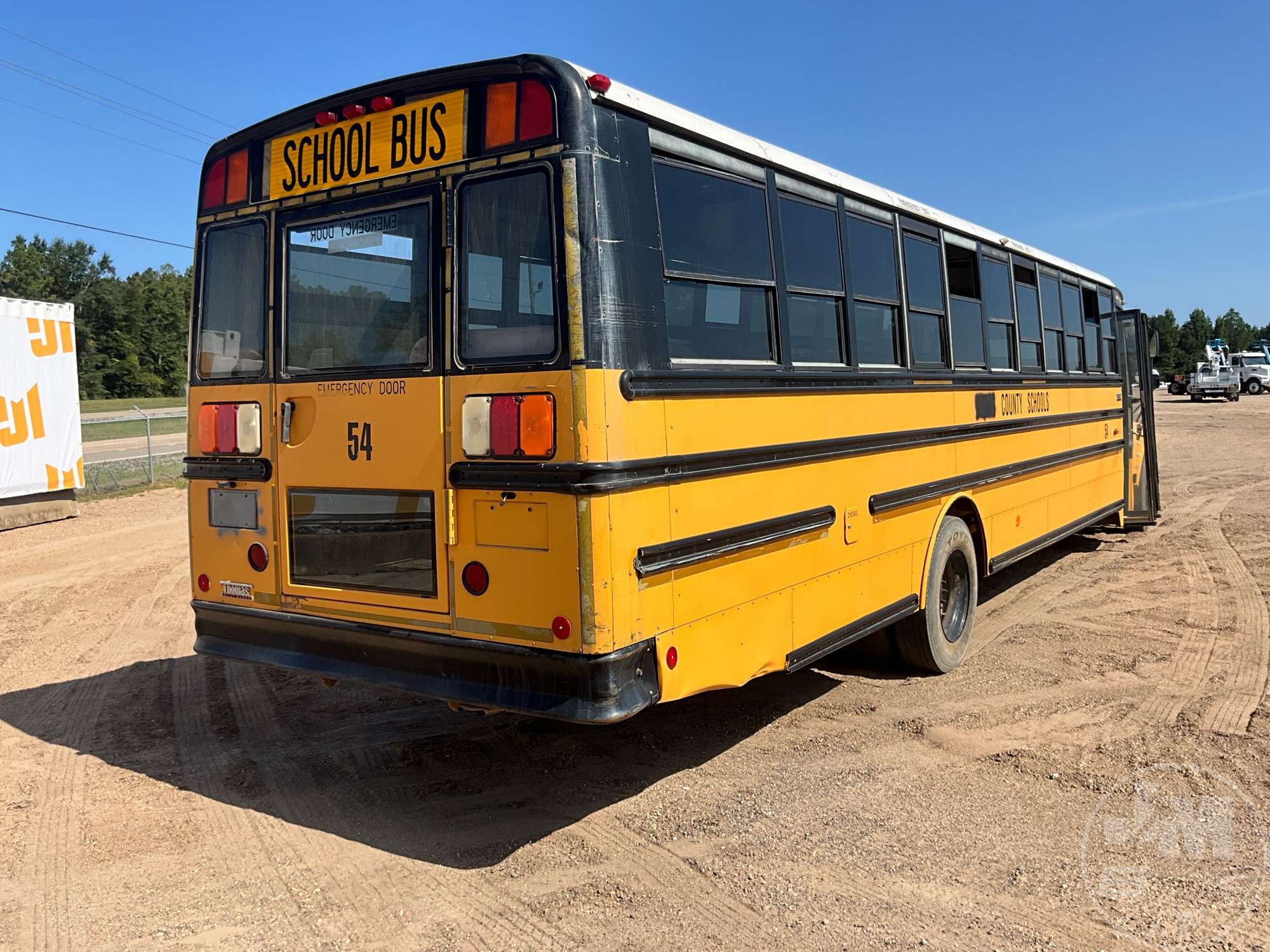 2007 Freightliner B2 BUS CHASSIS