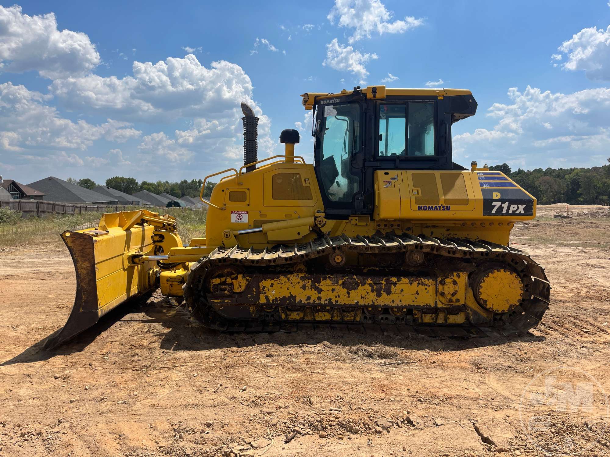 2022 Komatsu D71PX-24 LGP
