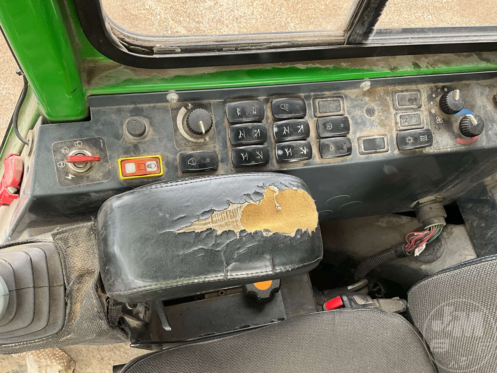 2021 John Deere 437E