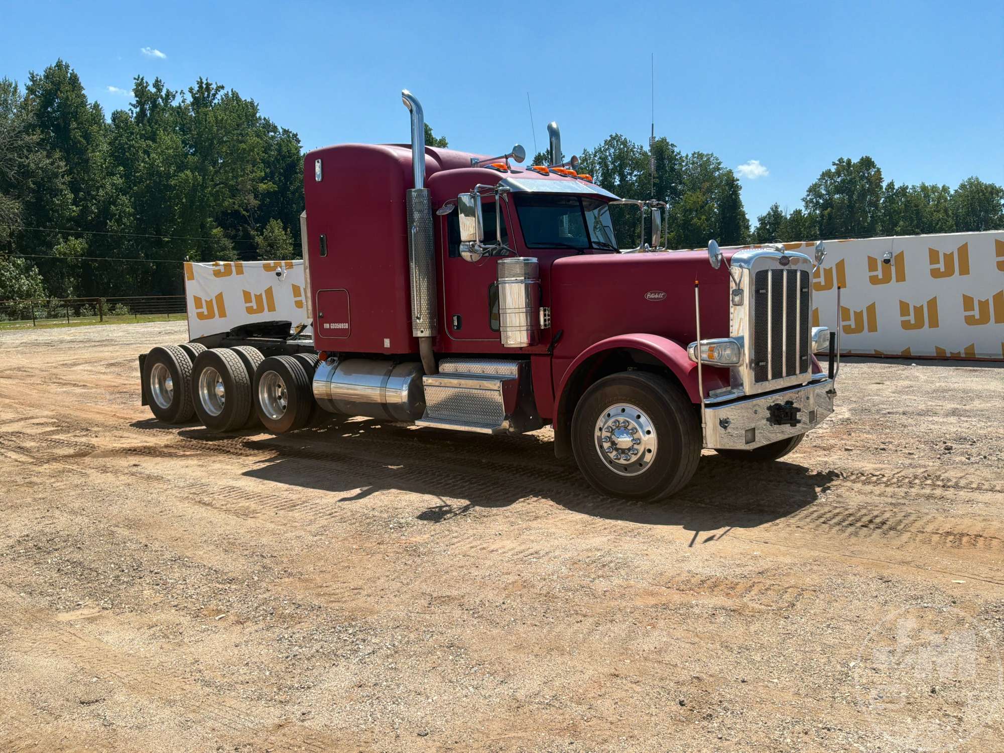 2016 Peterbilt 389