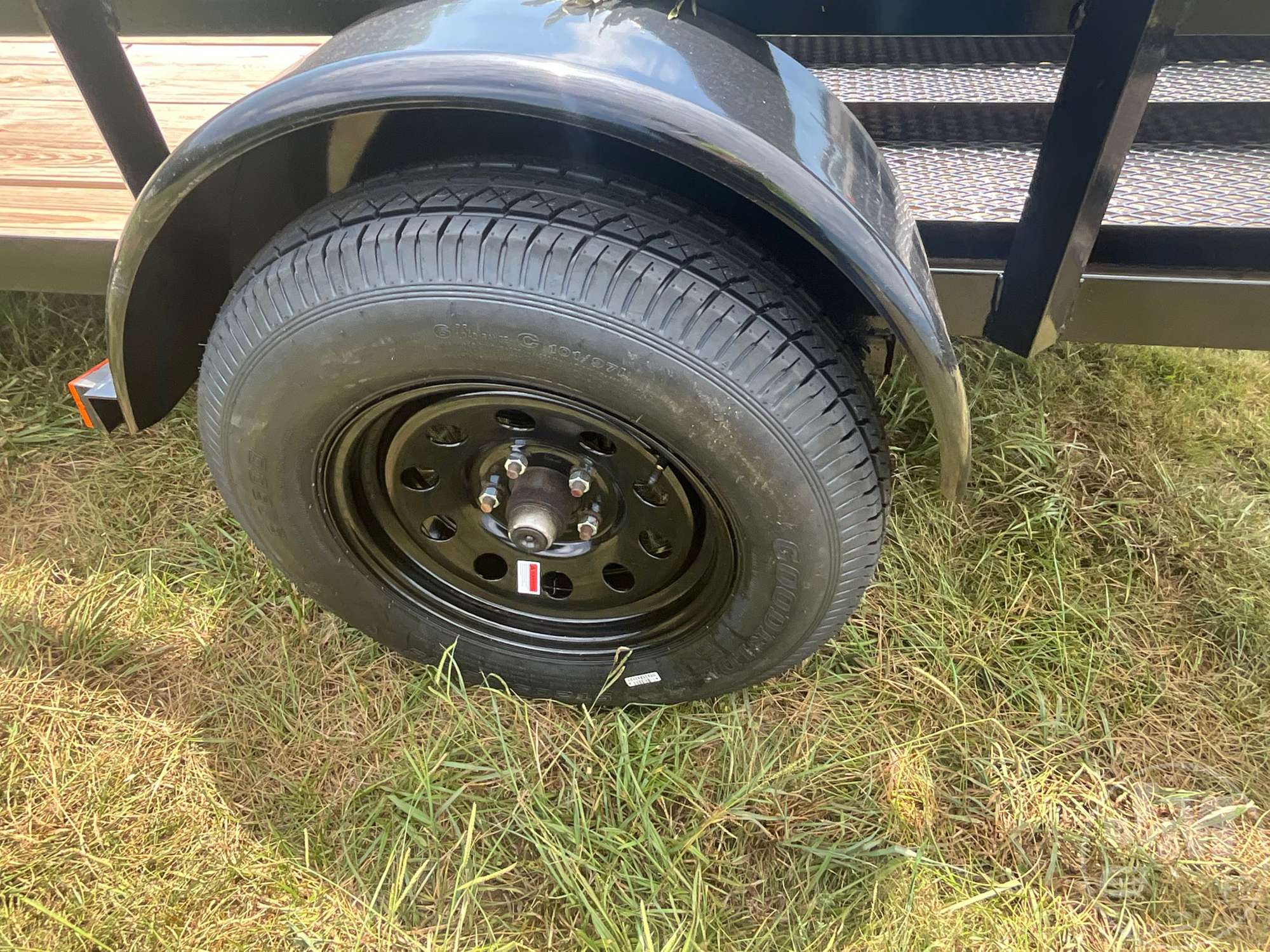 2027 TRIPLE CROWN TRAILERS, INC LD6X10S14O