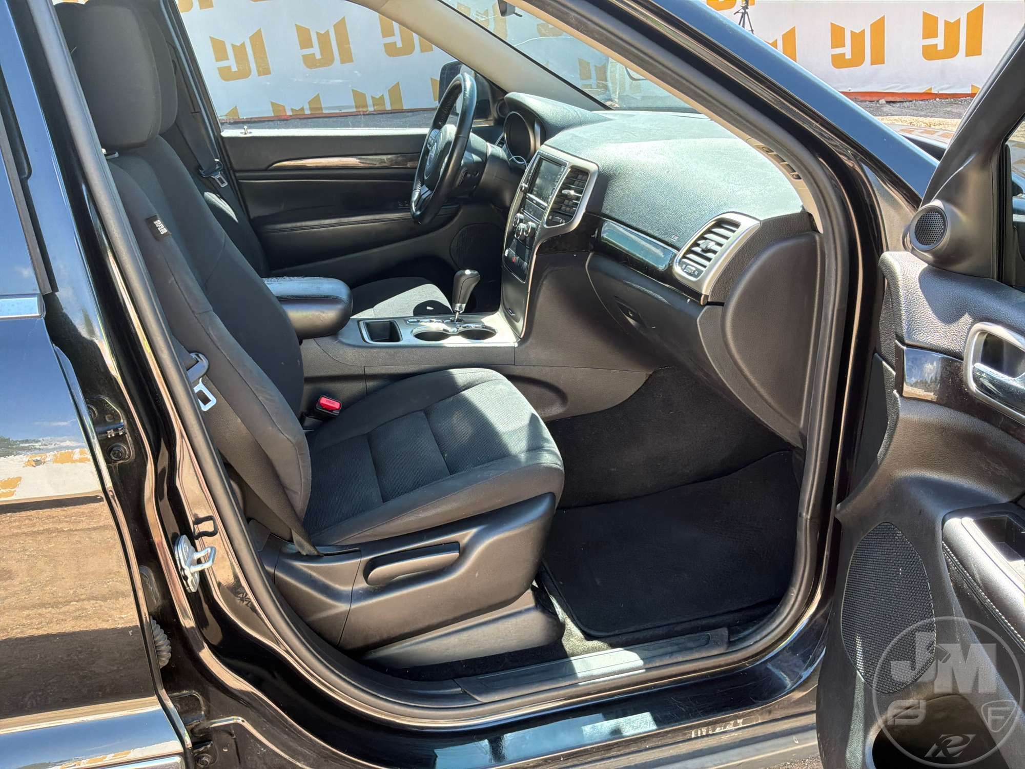 2012 Jeep GRAND CHEROKEE