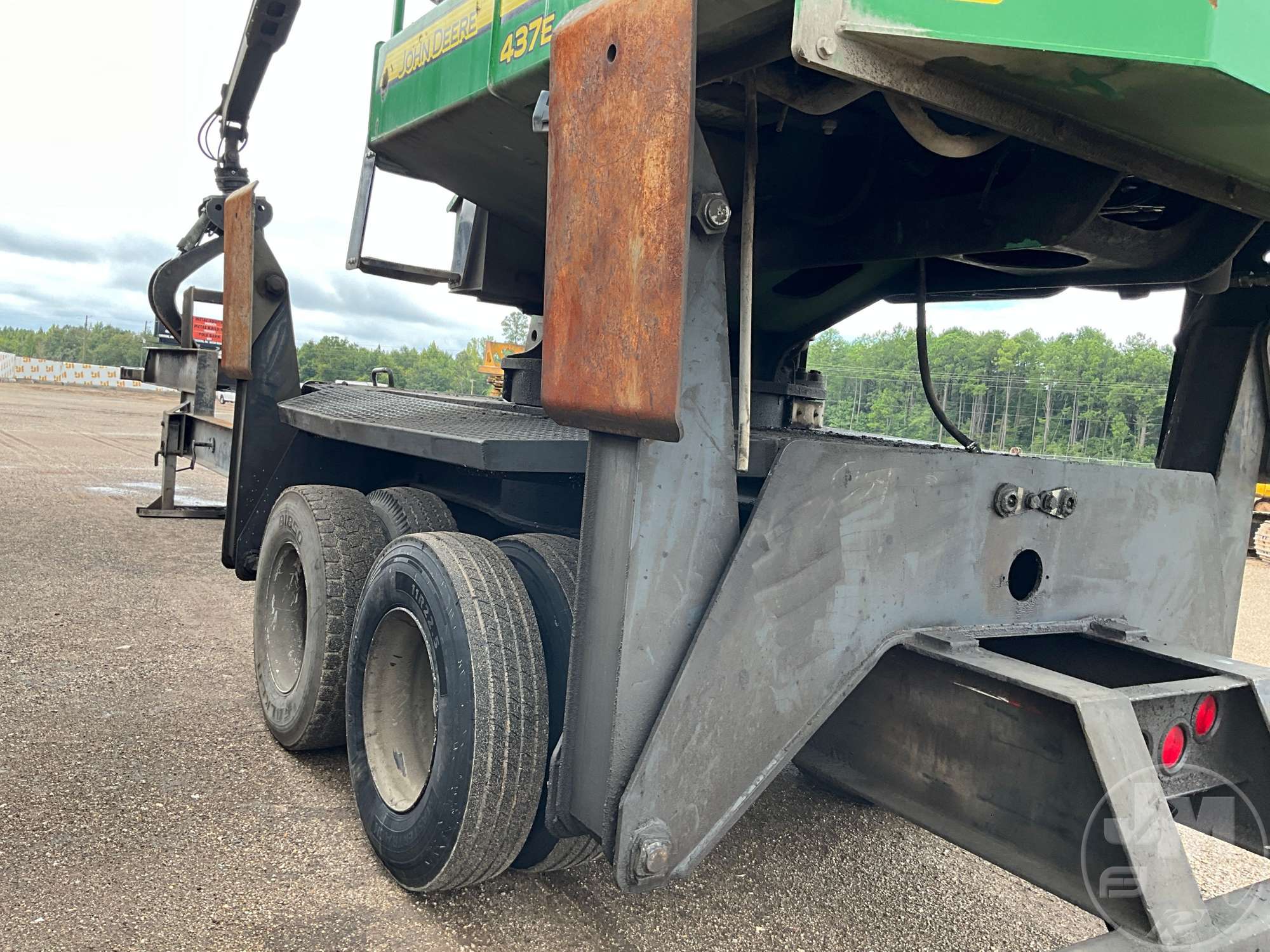 2021 John Deere 437E
