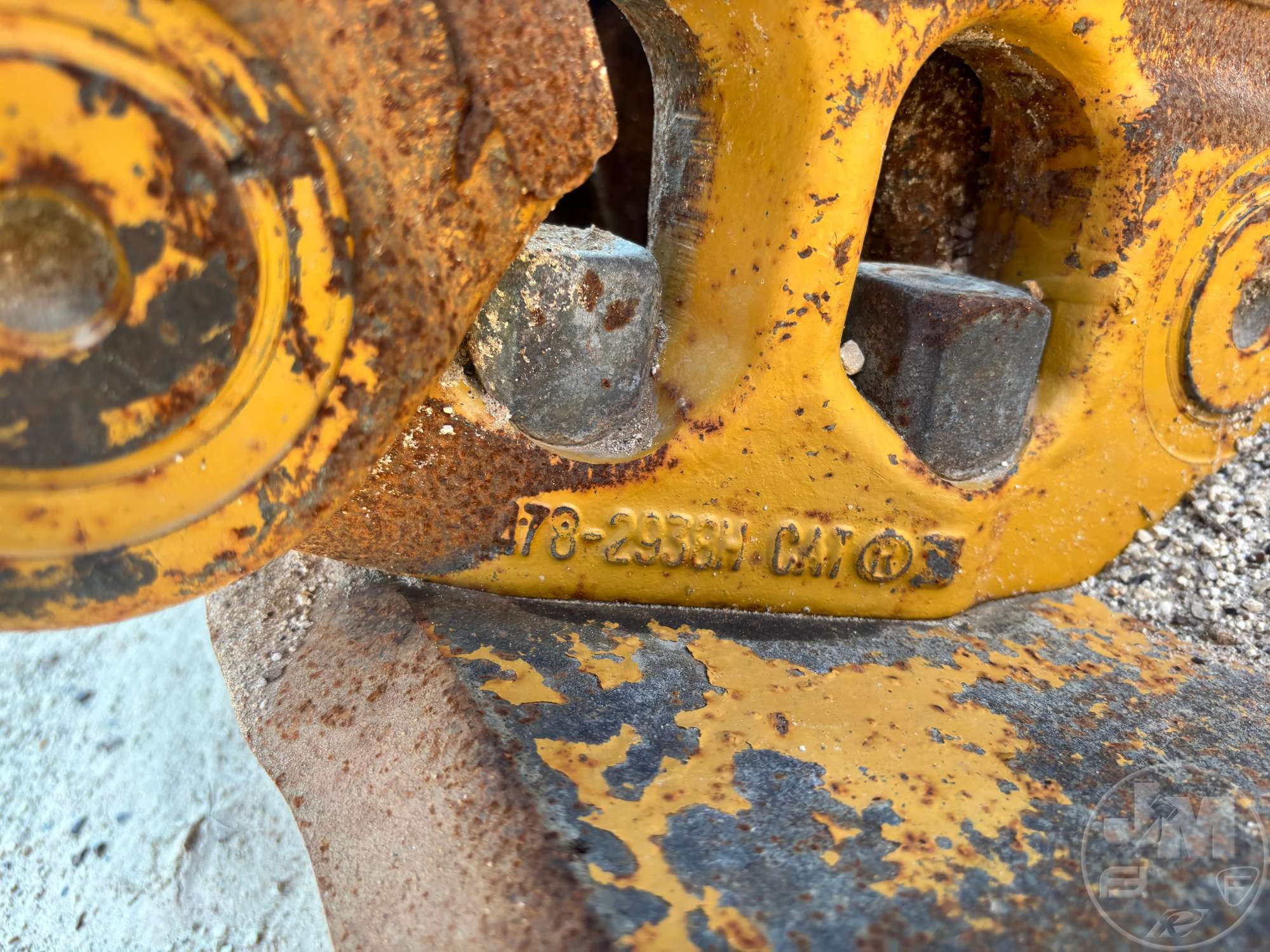 0 Caterpillar 26 3/4 INCH TRACKS TO FIT D9T