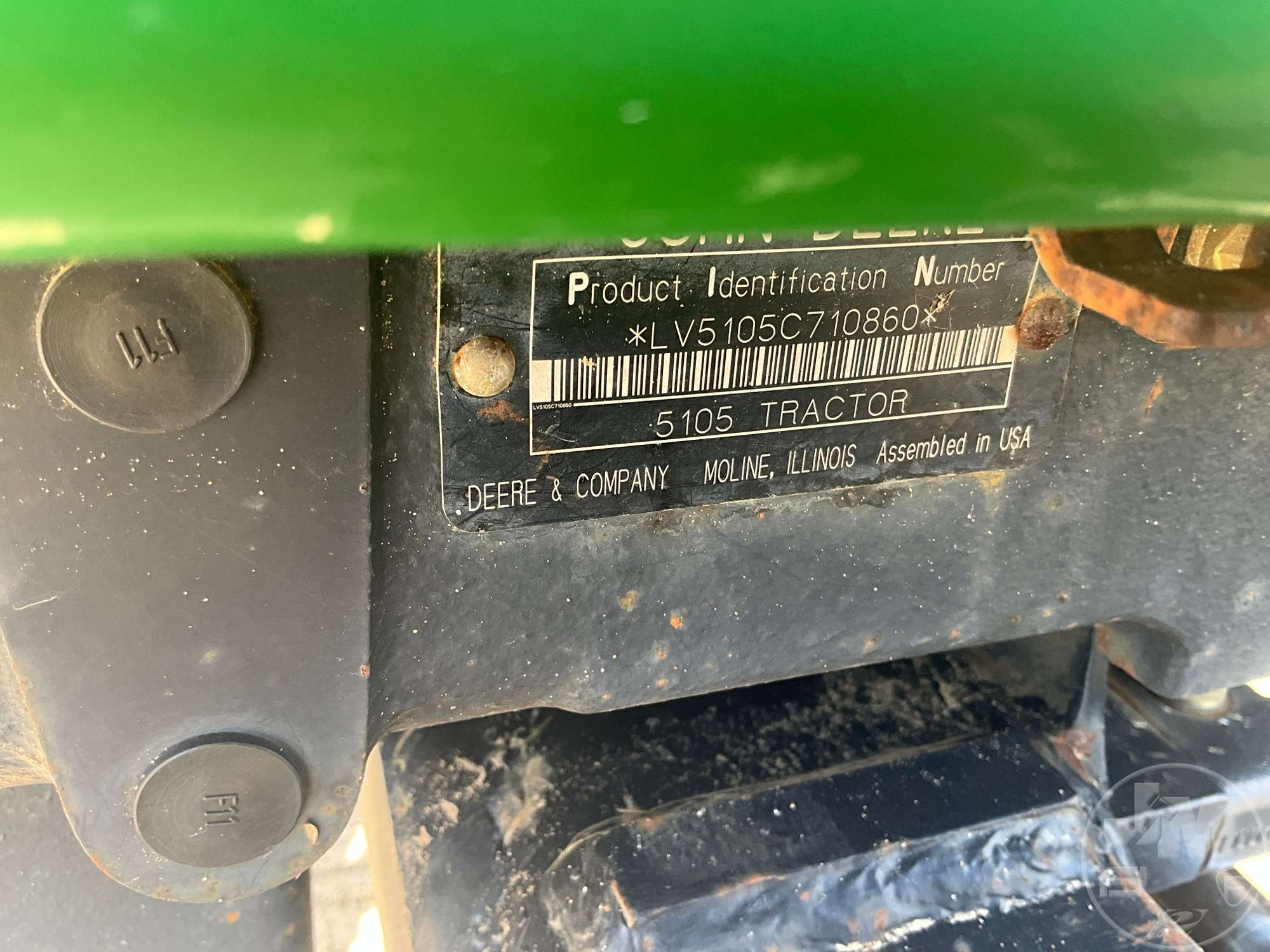0 John Deere 5105