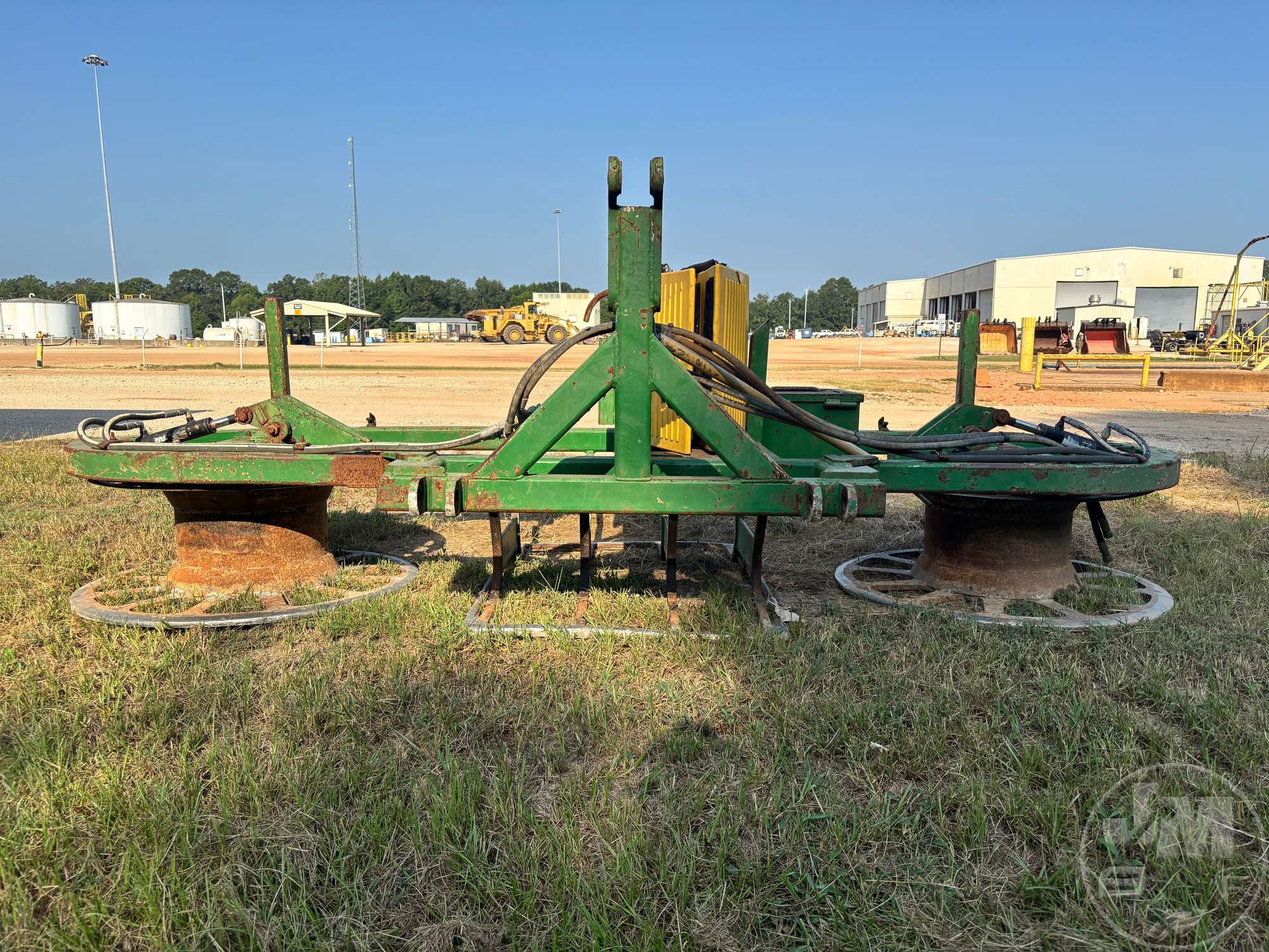 0 John Deere 3-POINT HITCH