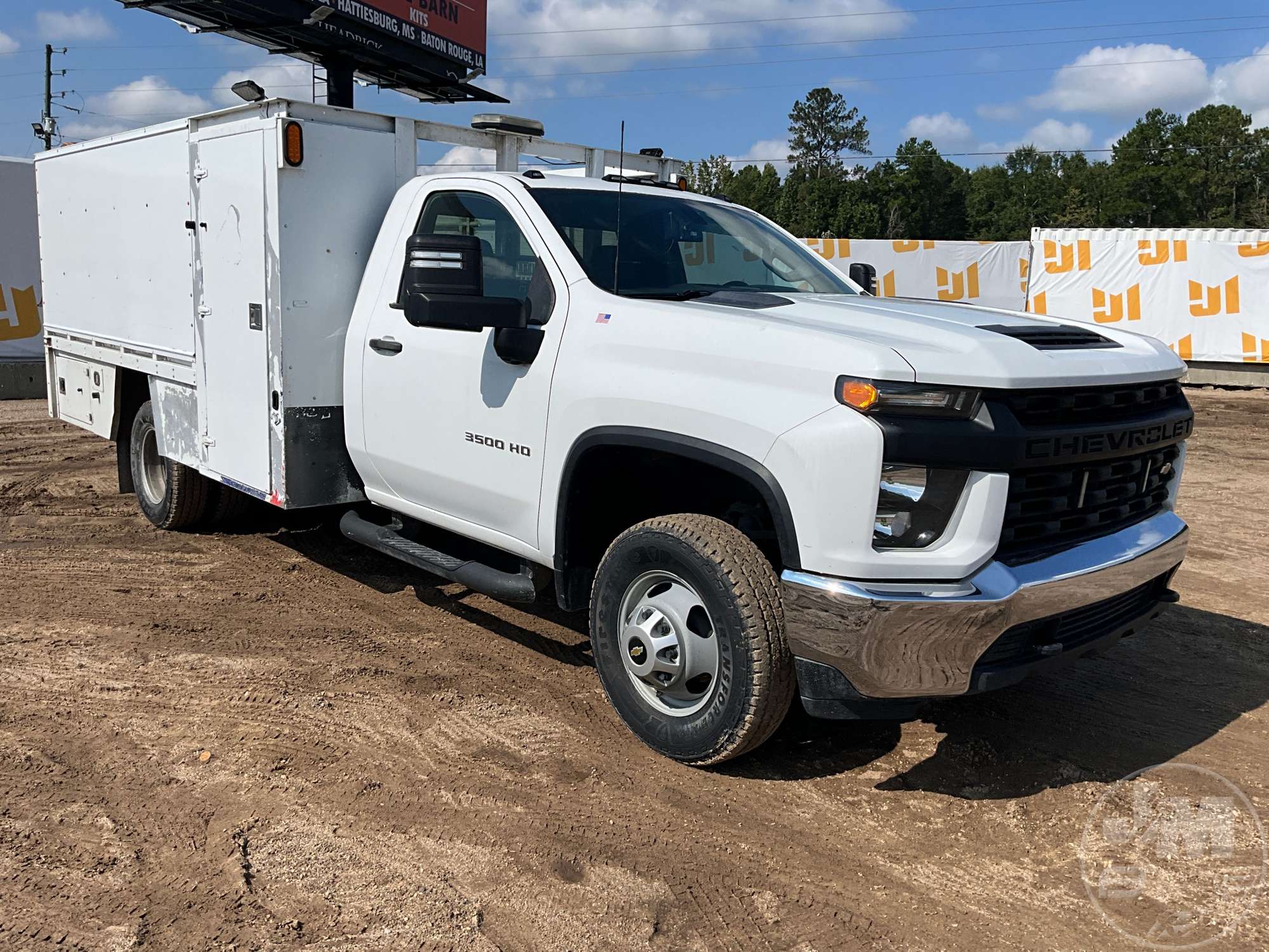 2021 Chevrolet SILVERADO