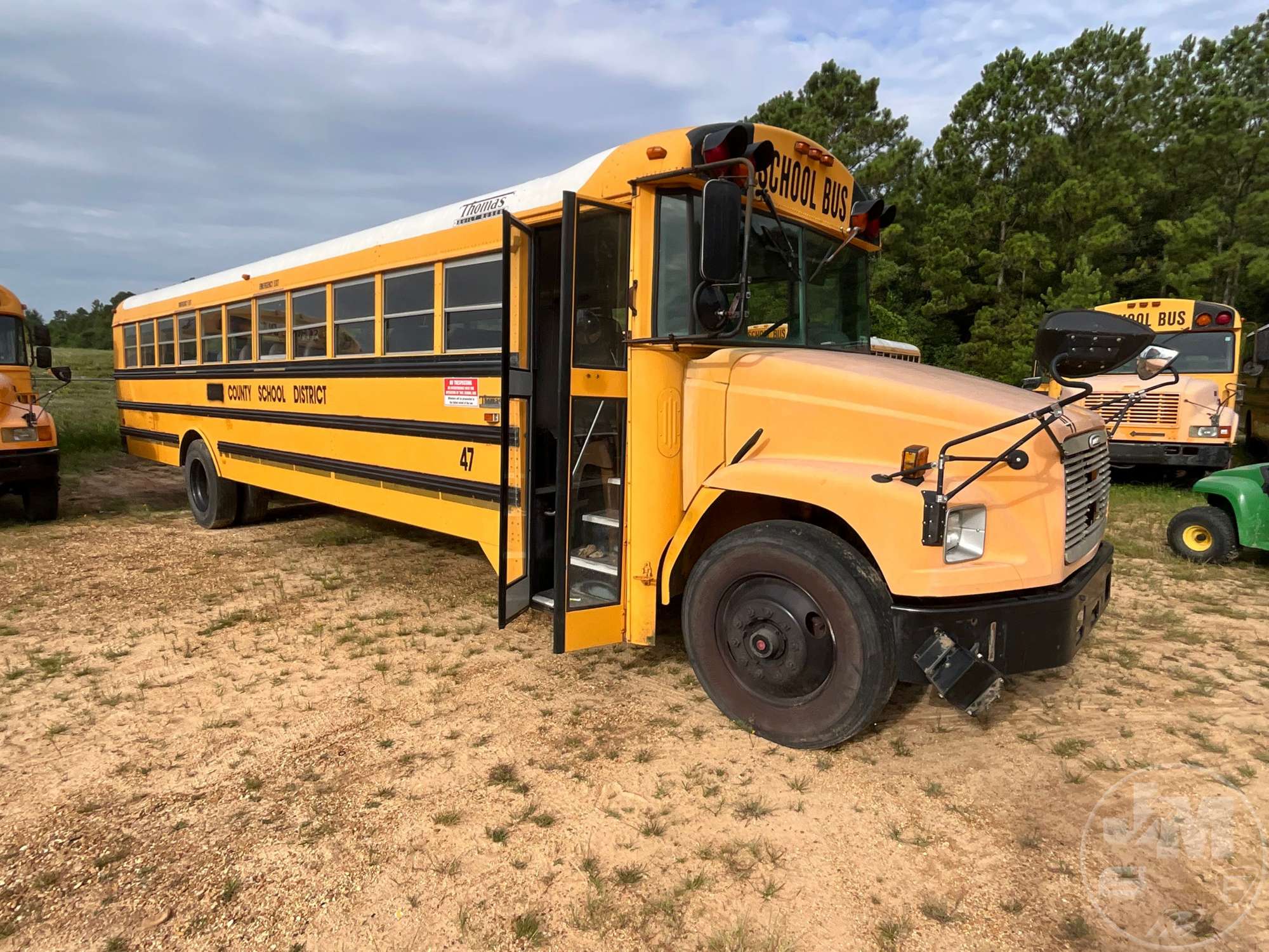 2001 Freightliner FS 65 CHASSIS