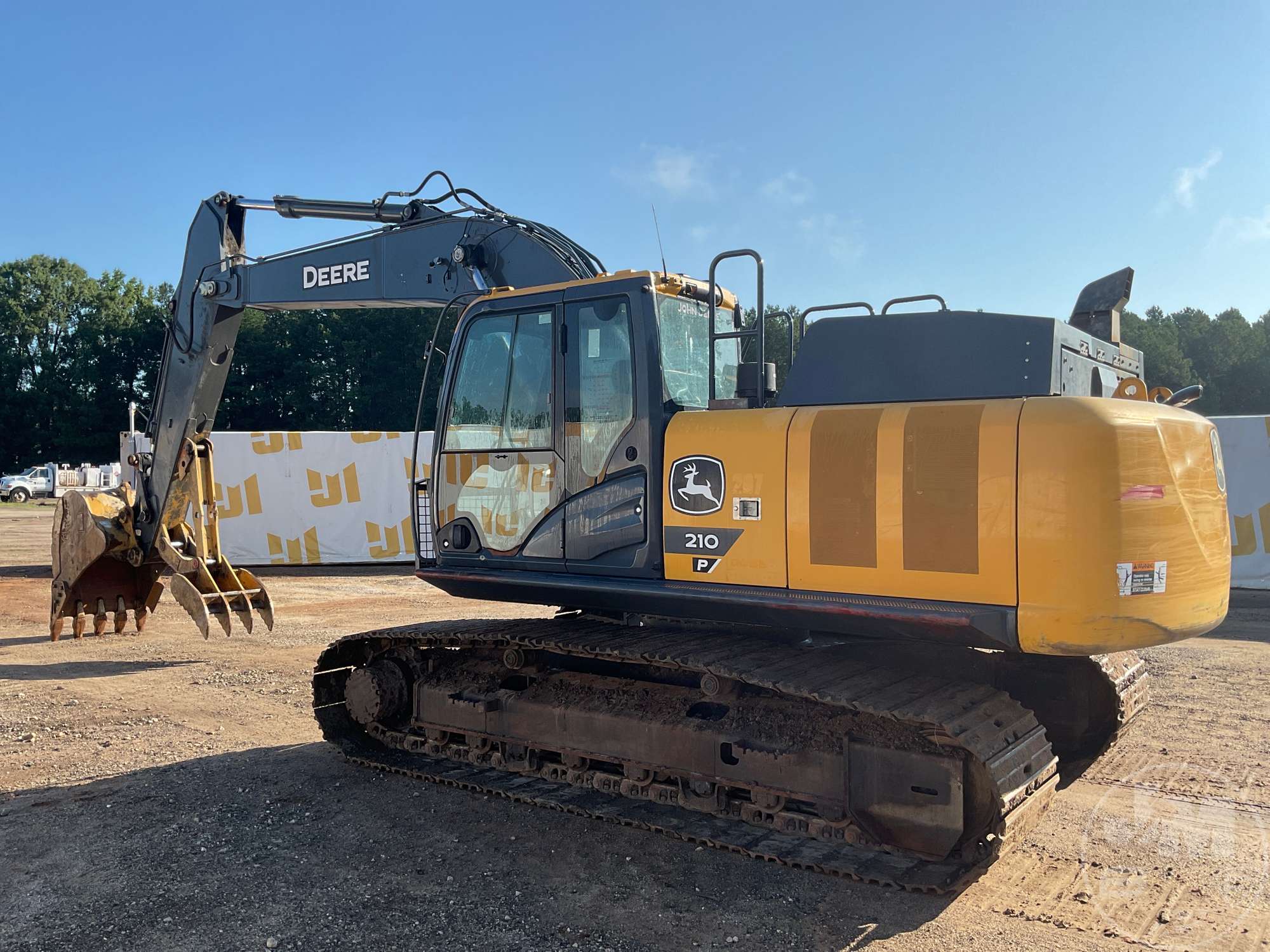2024 John Deere 210-P