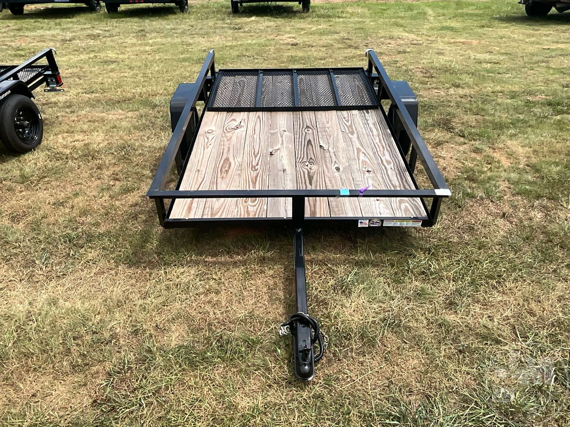 2027 TRIPLE CROWN TRAILERS, INC LD5X8S10O