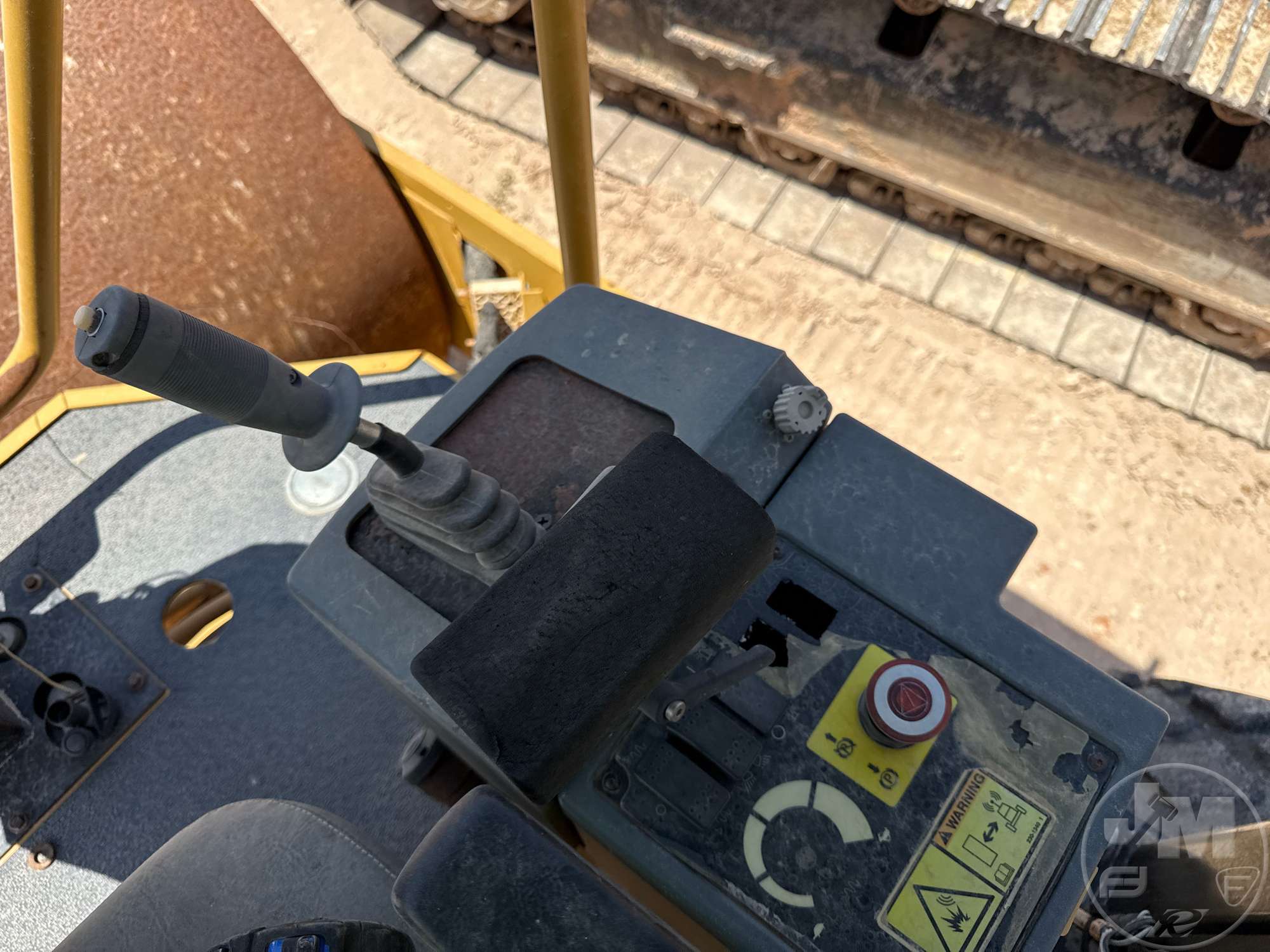 2011 Caterpillar CS56
