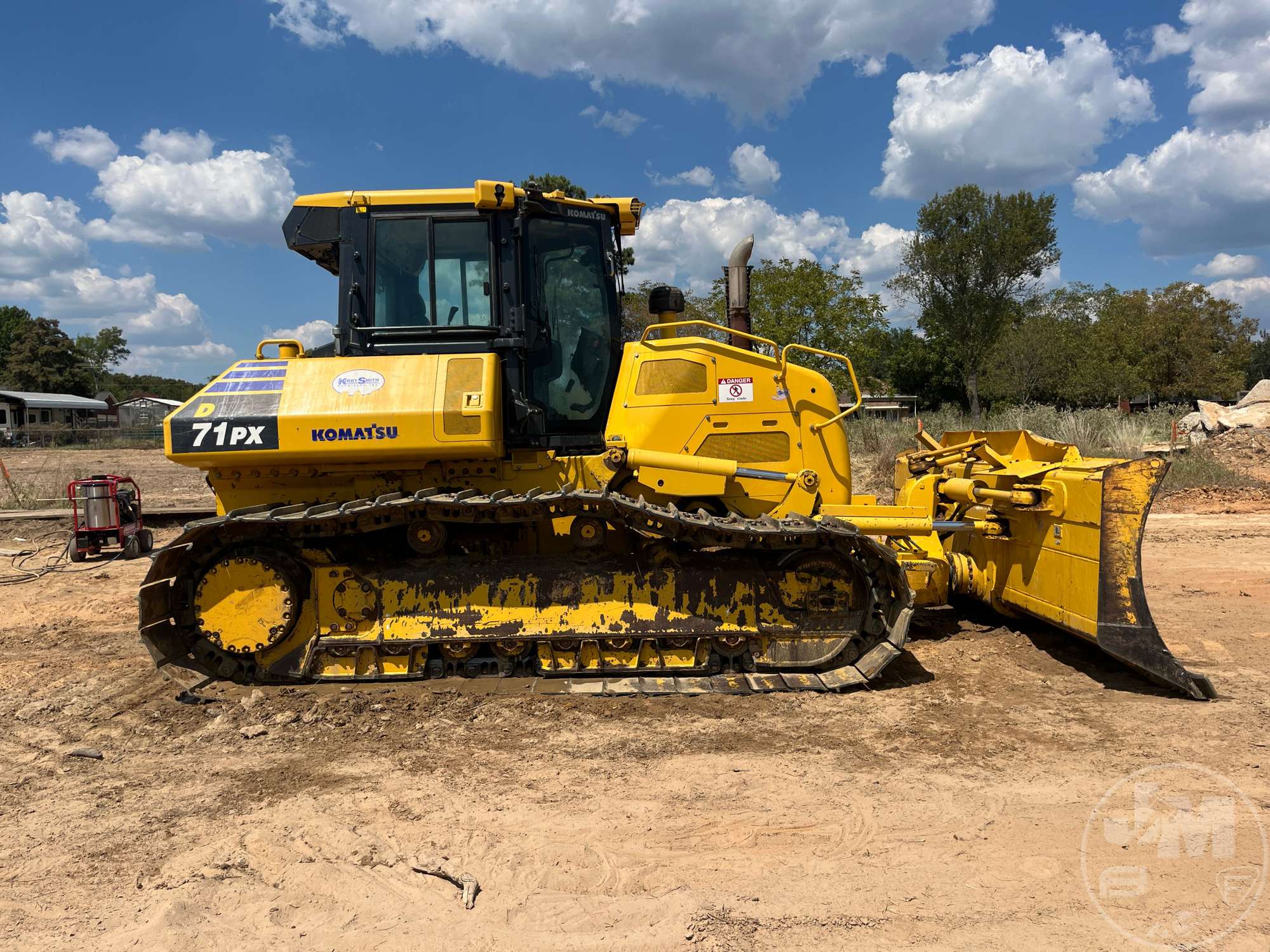 2022 Komatsu D71PX-24 LGP