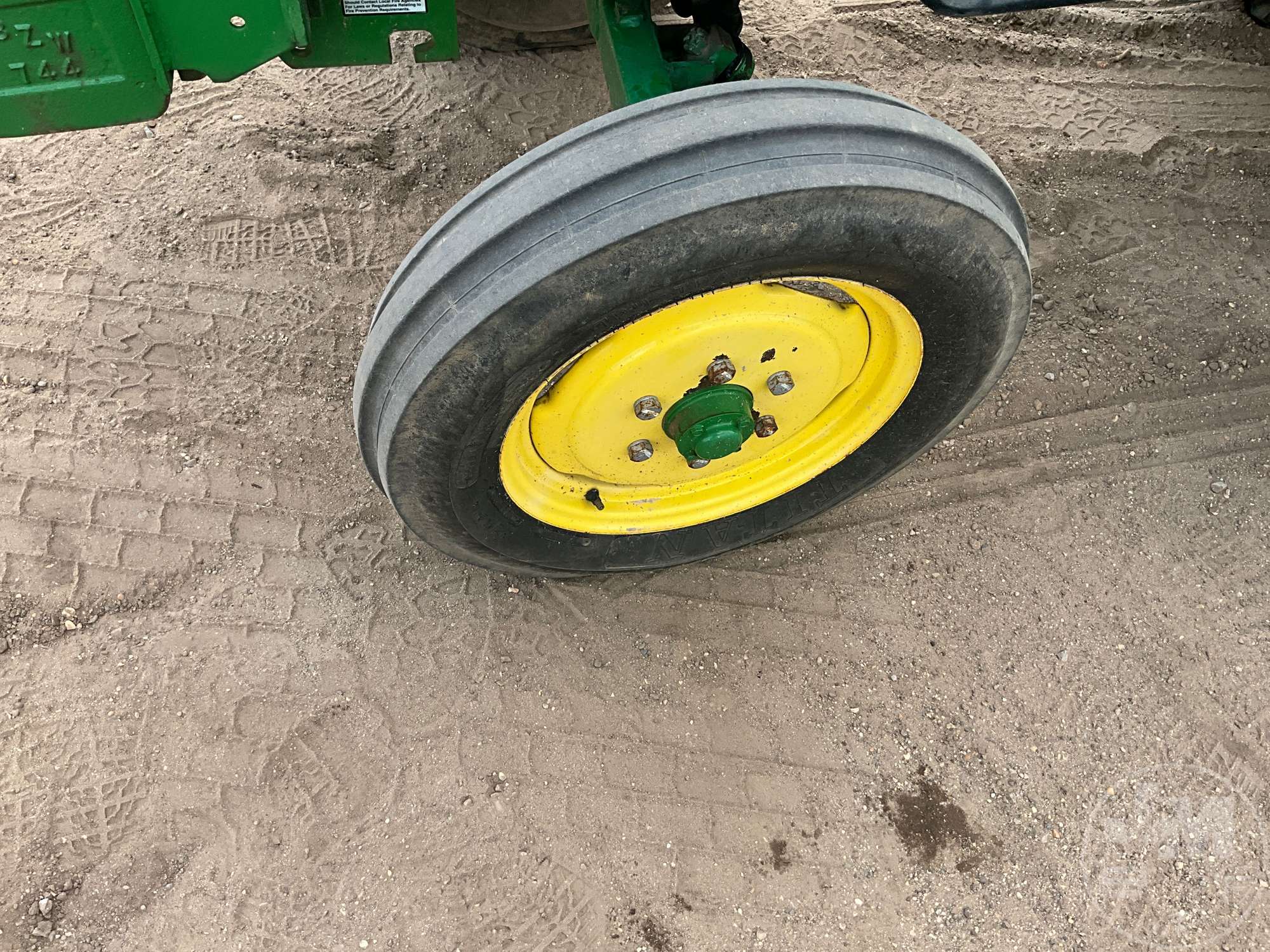 0 John Deere 3005