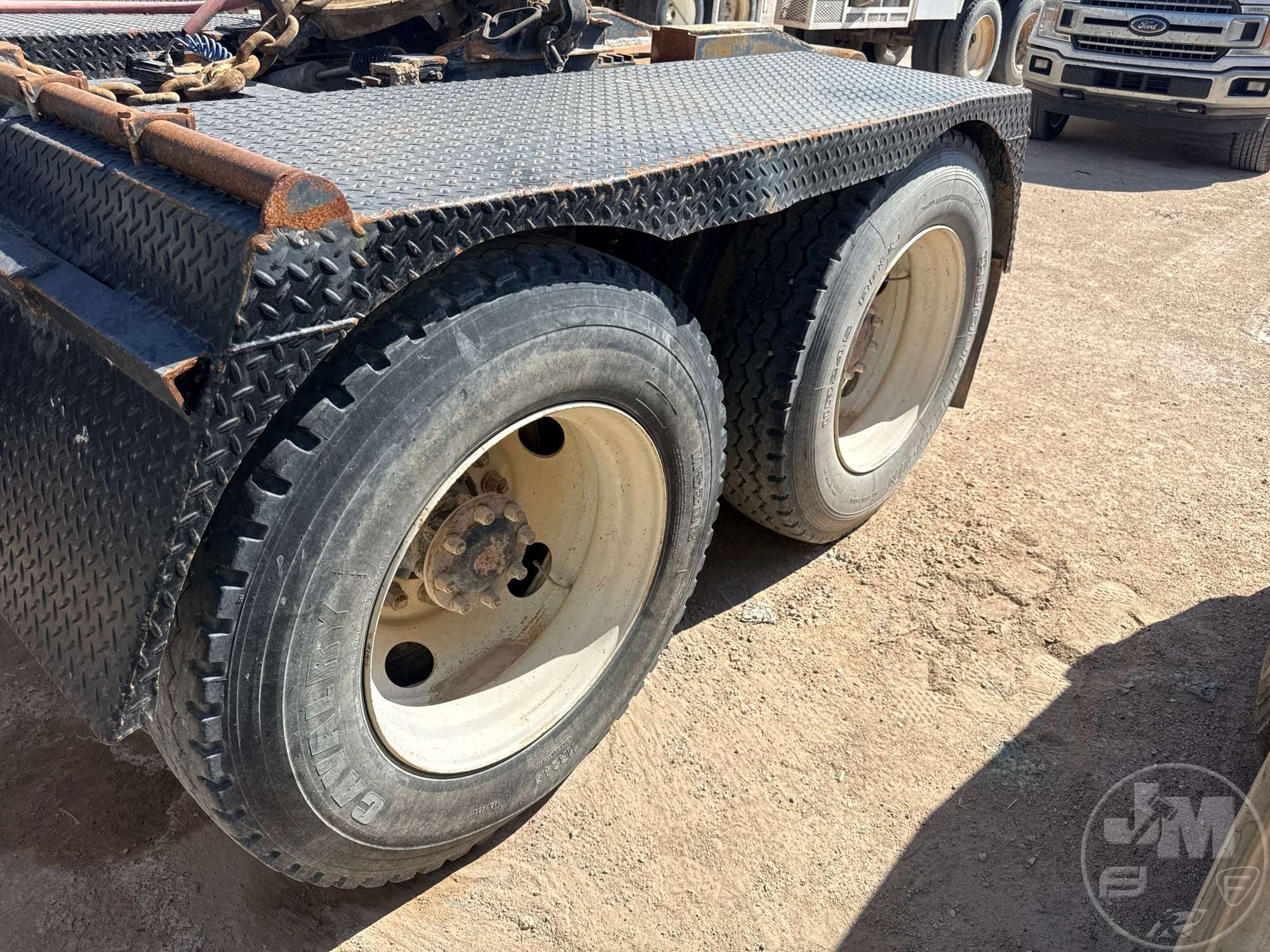 2015 Mack GU713