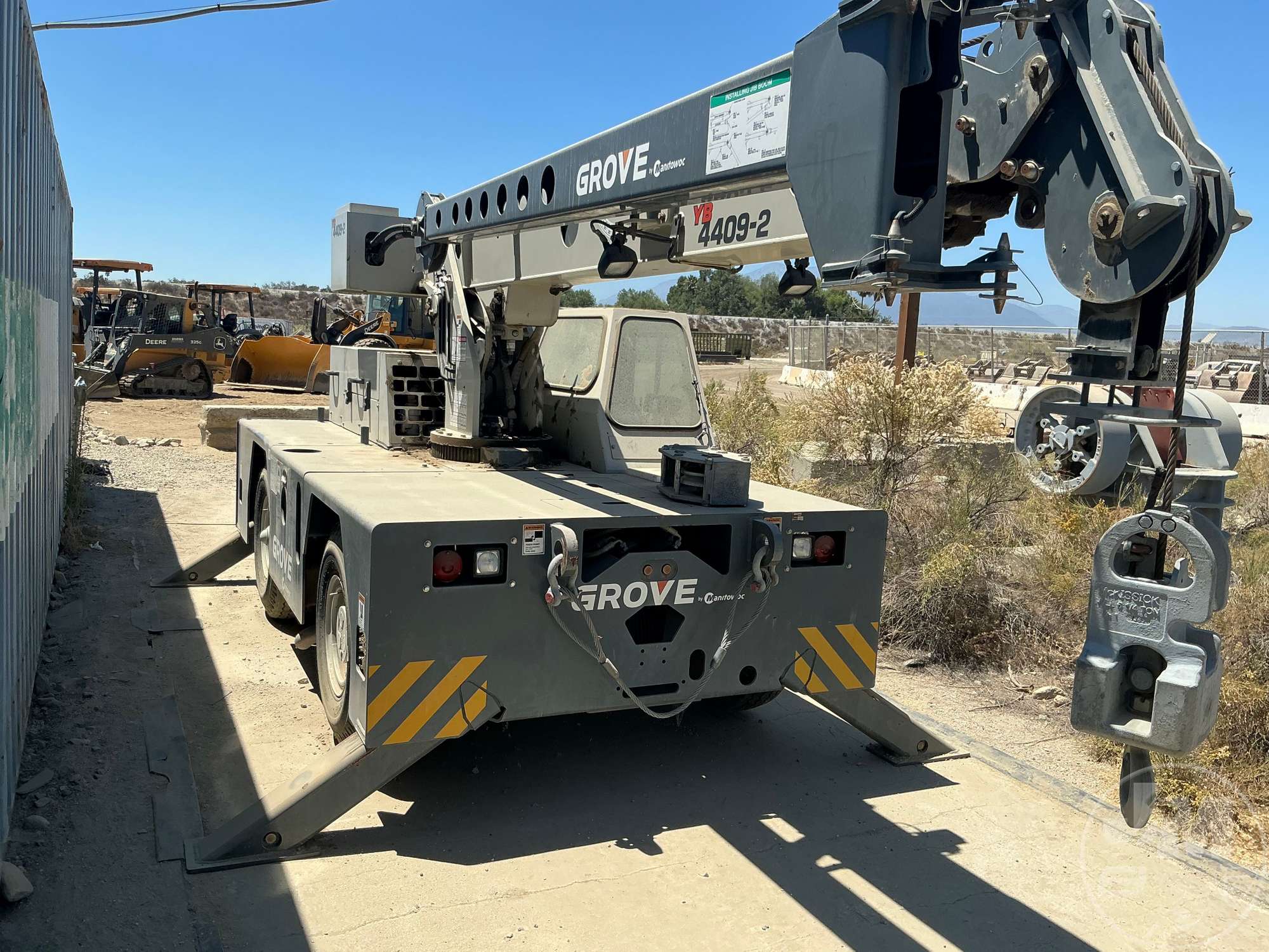 2017 Grove YB 4408-2