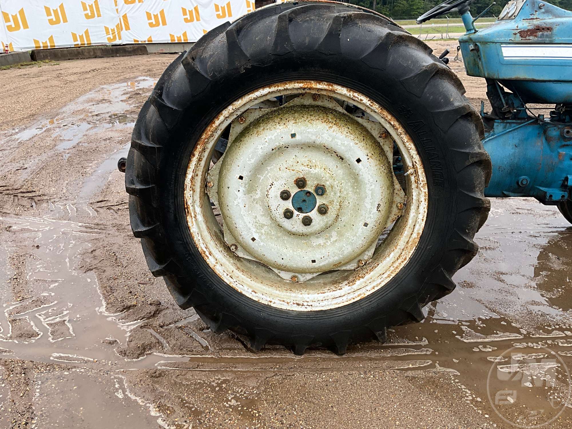 0 Ford 4000