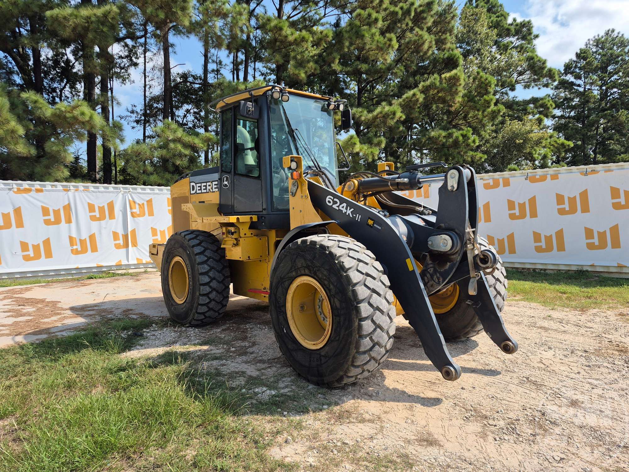 2017 John Deere 624K