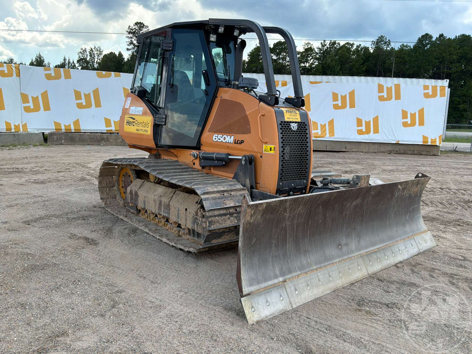 2021 Case 650M