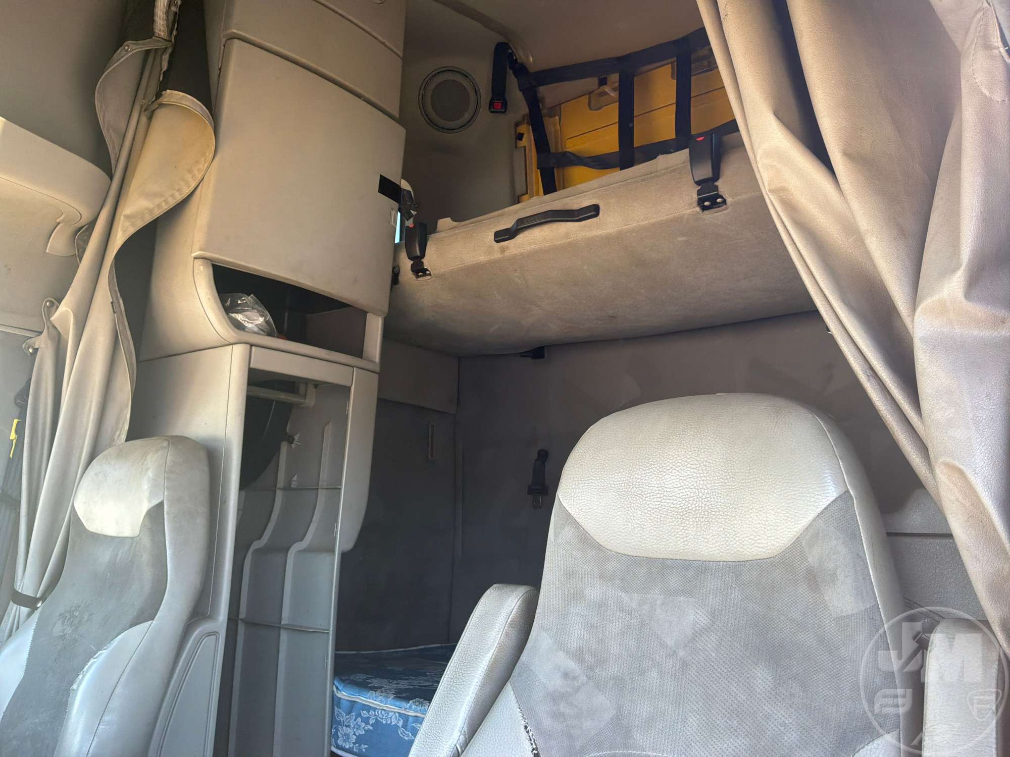 2012 Volvo VNL