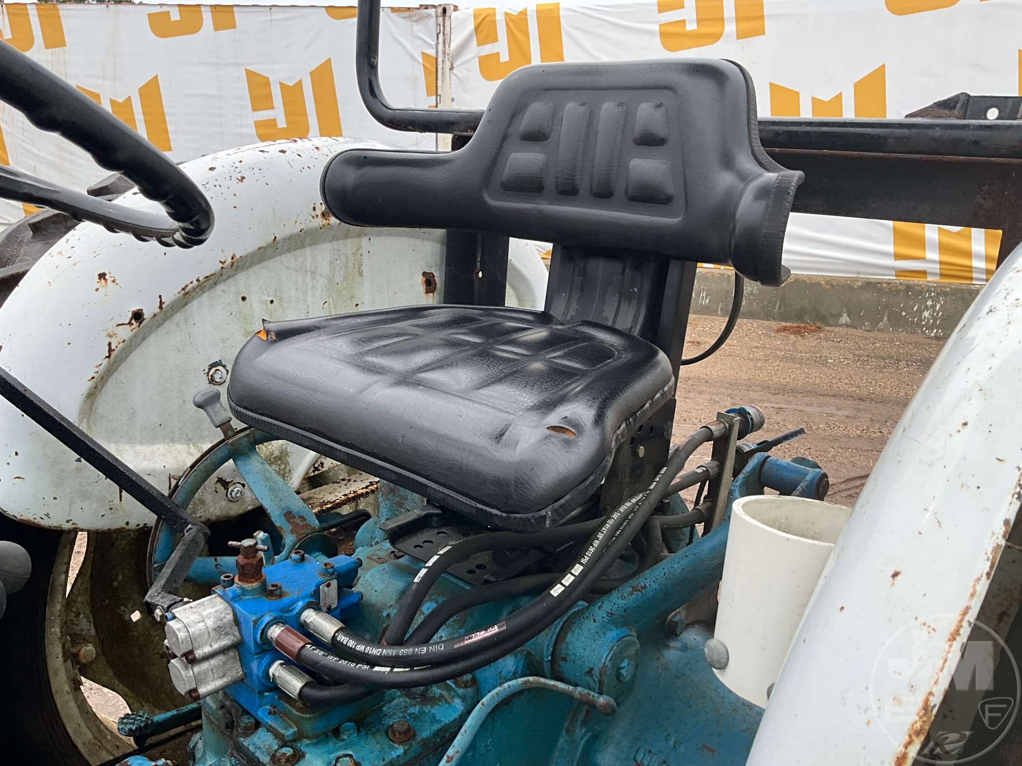 0 Ford 4000