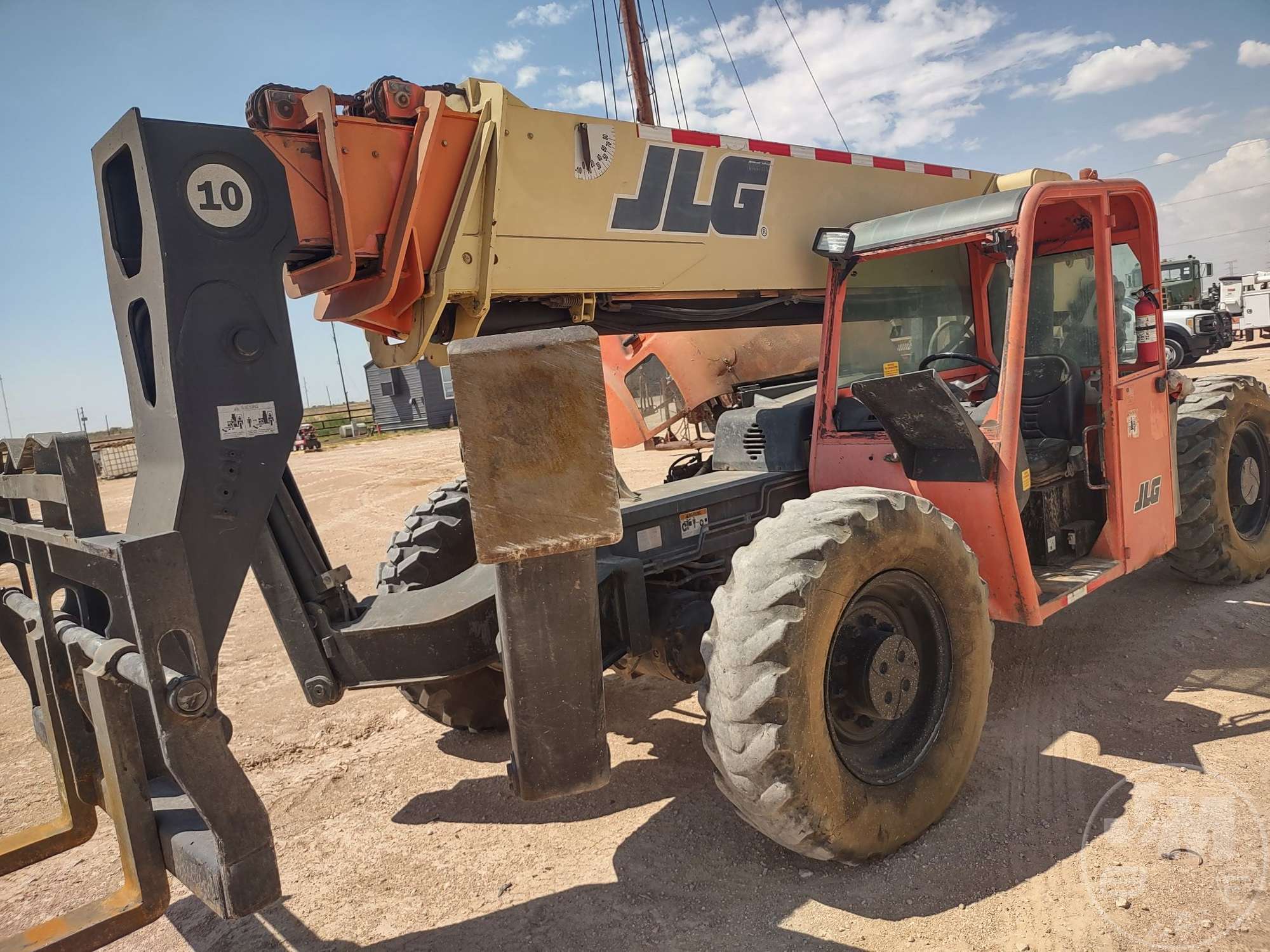 2007 JLG G10-55A