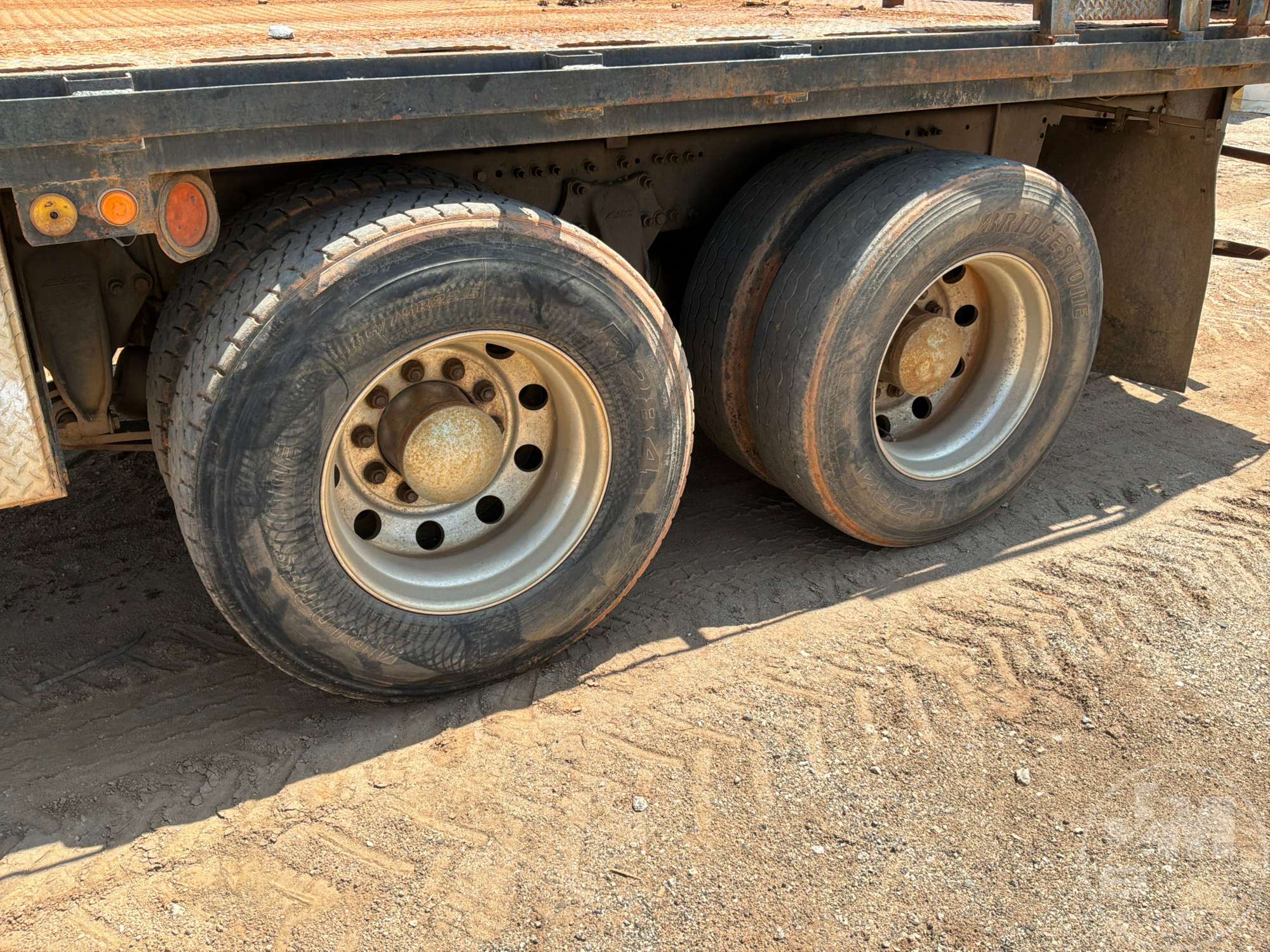 2005 Freightliner COLUMBIA