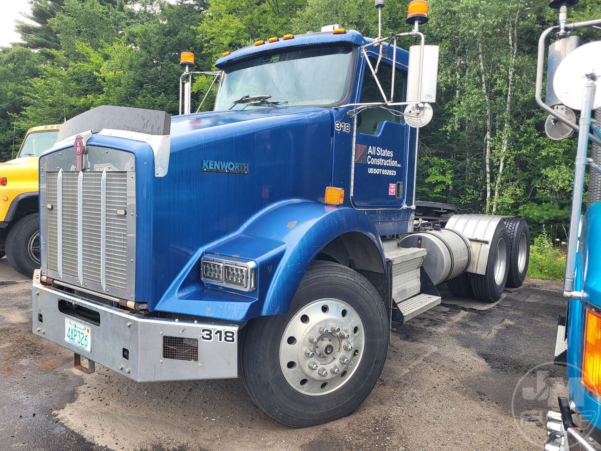 Photo of Kenworth T600