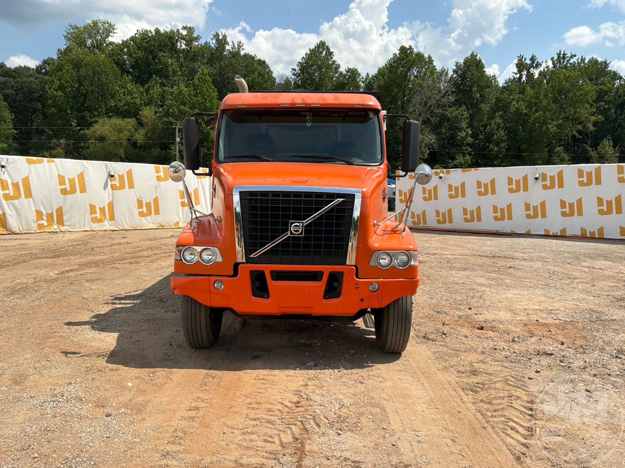 2014 Volvo VHD