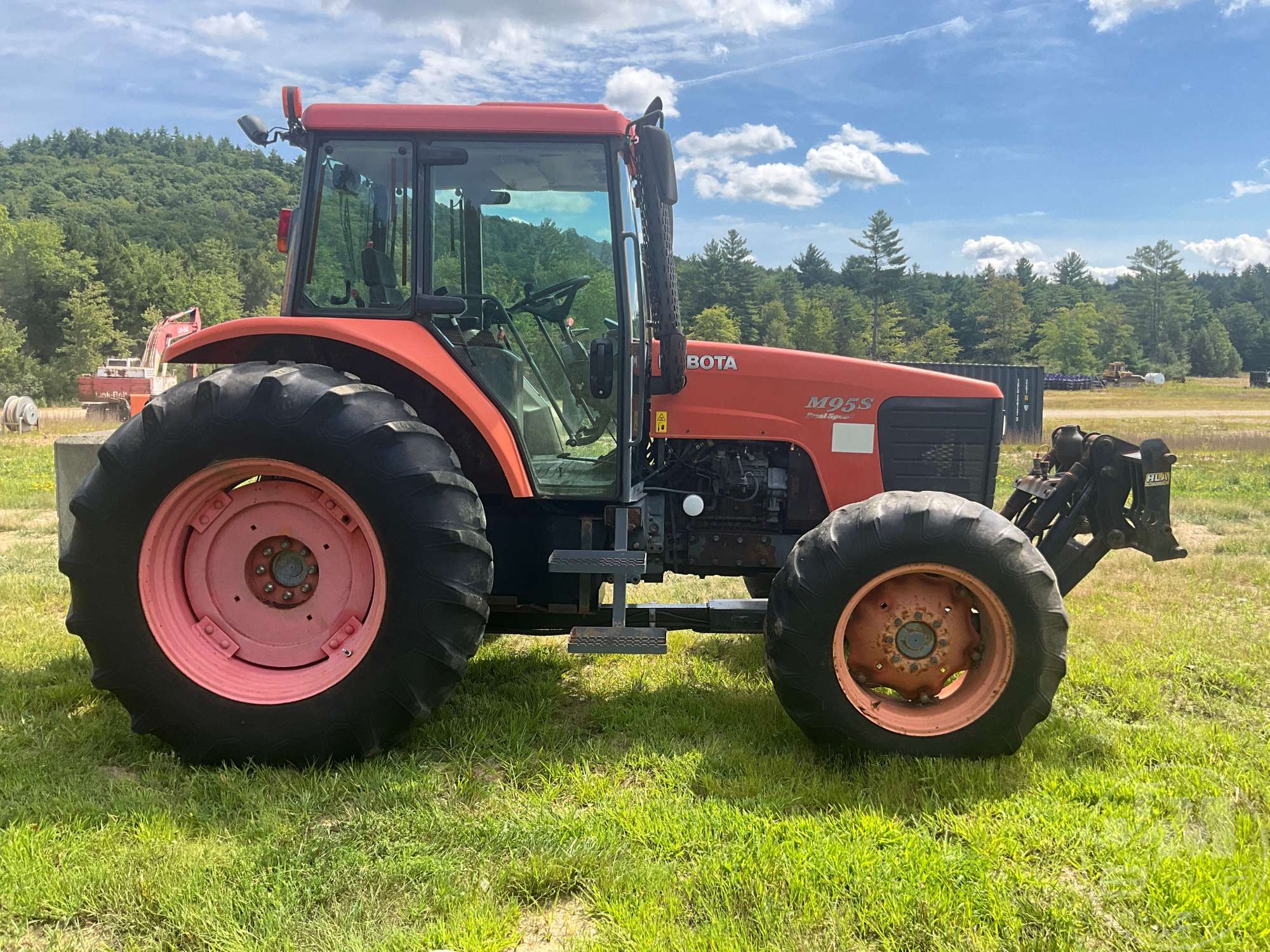 0 Kubota M95S