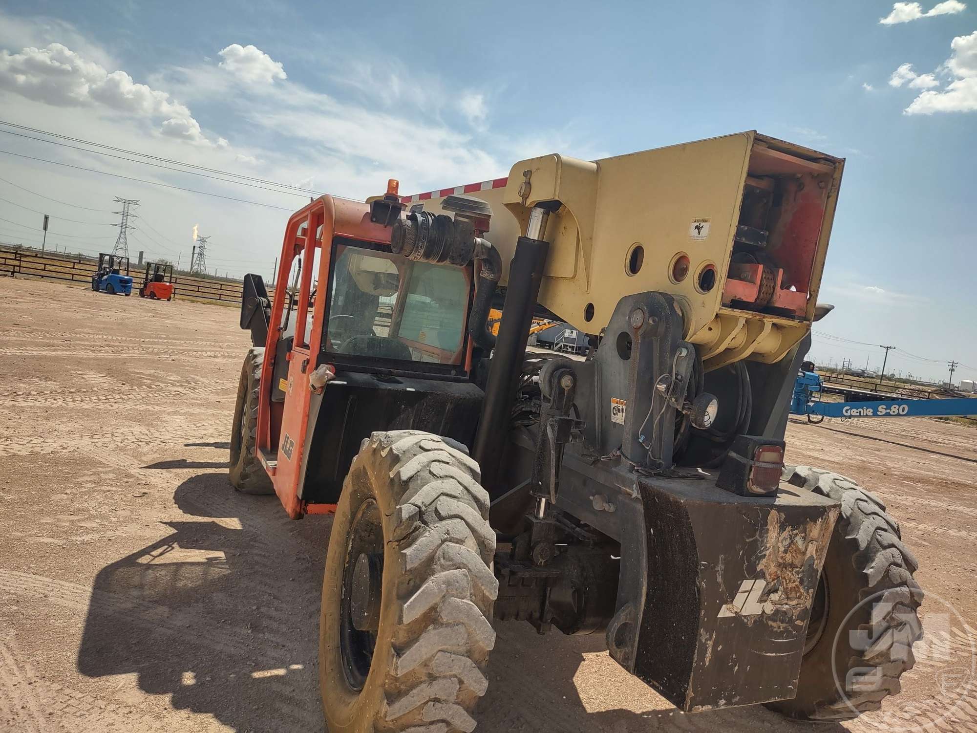 2007 JLG G10-55A