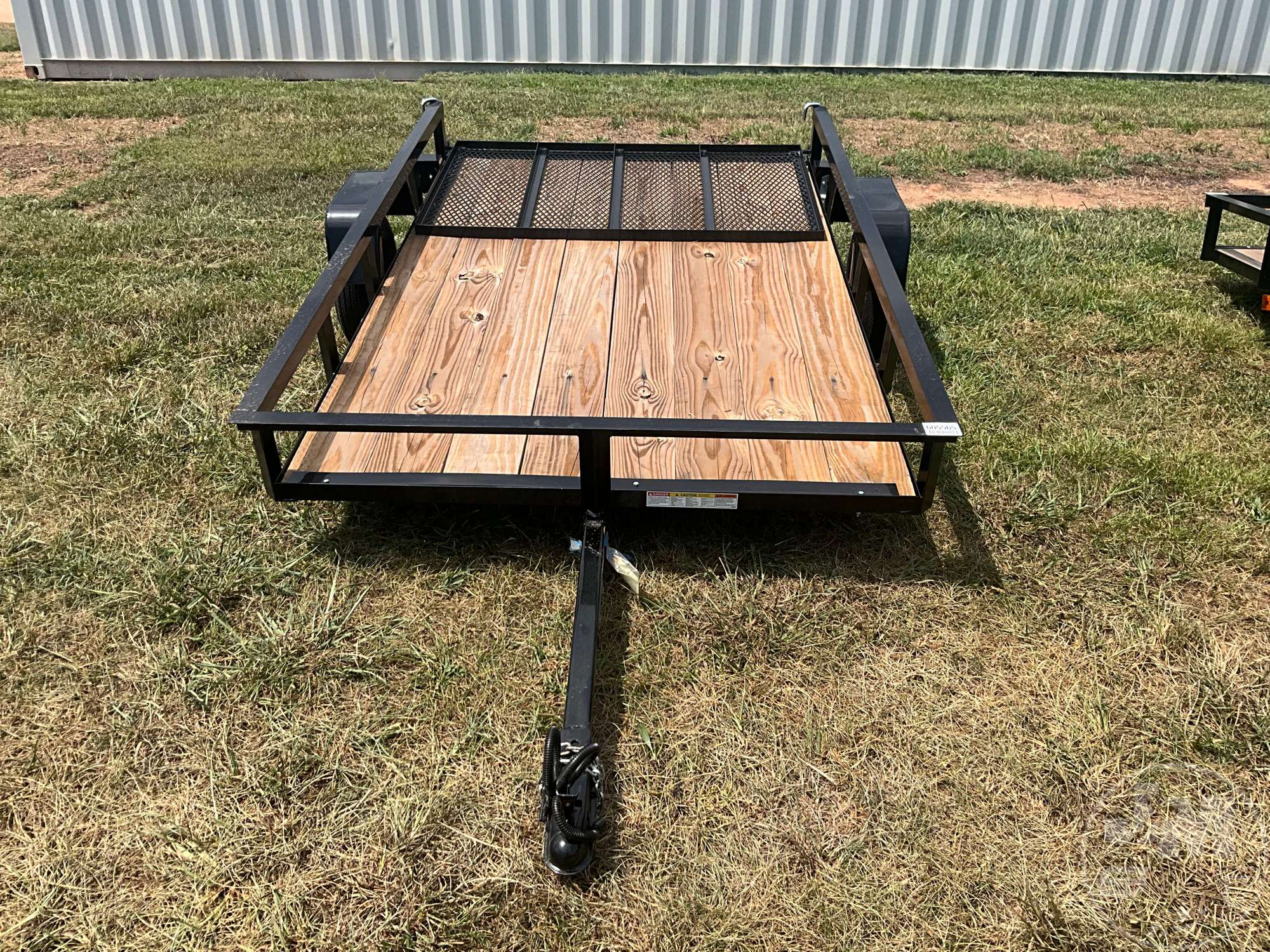 2027 TRIPLE CROWN TRAILERS, INC LD5X8S10O