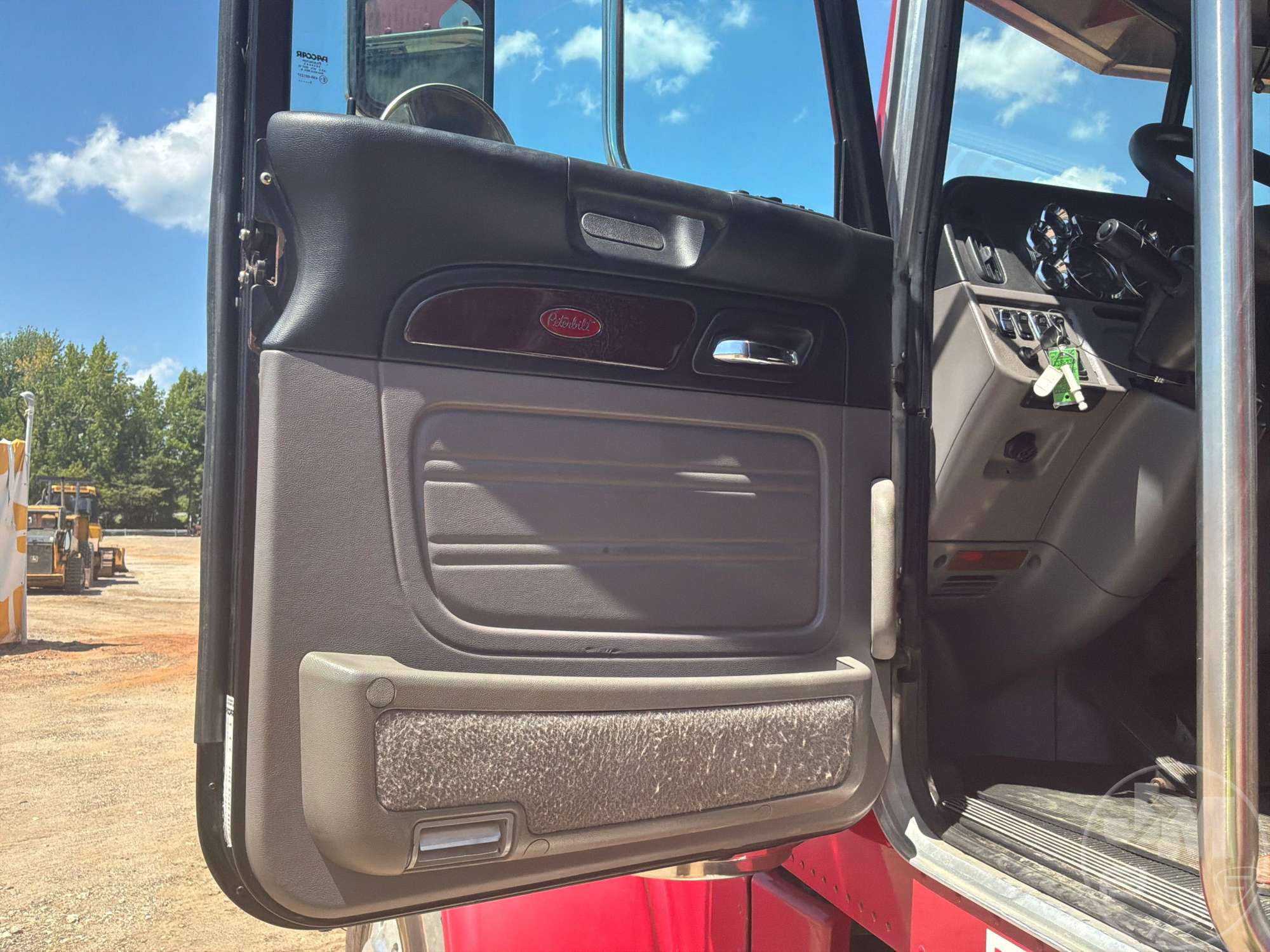 2016 Peterbilt 389