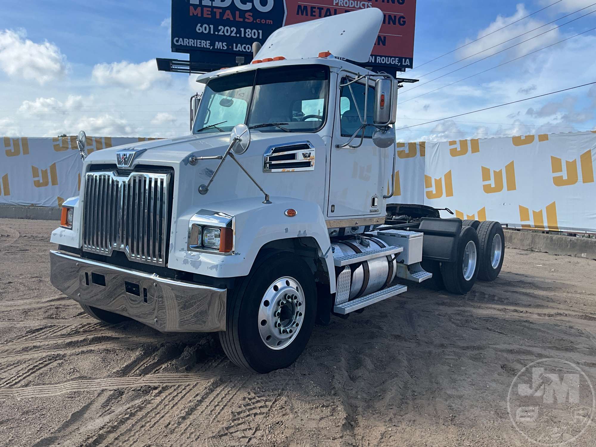 Photo of 2018 Western Star 4700SF