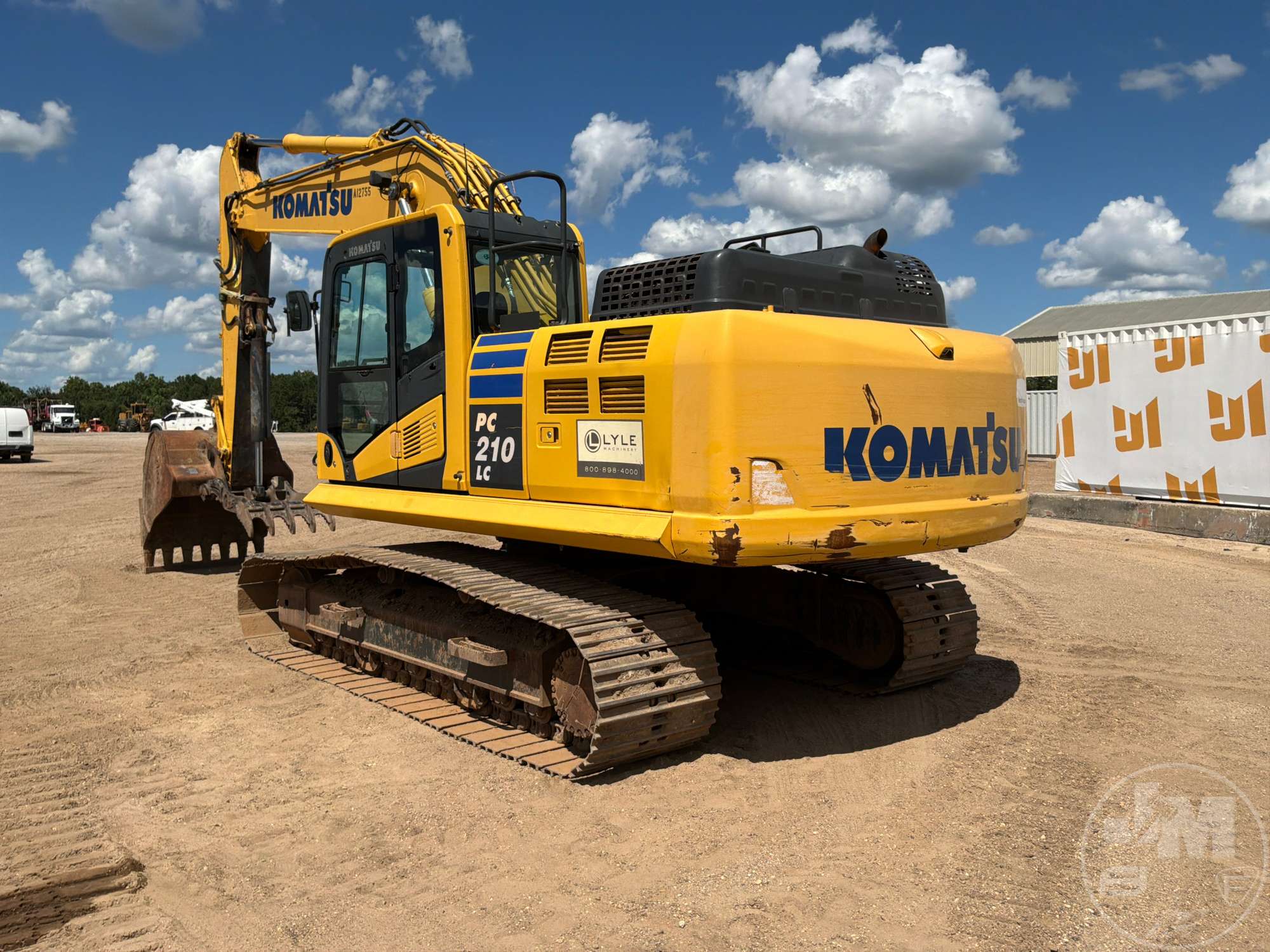 2019 Komatsu PC210LC-11