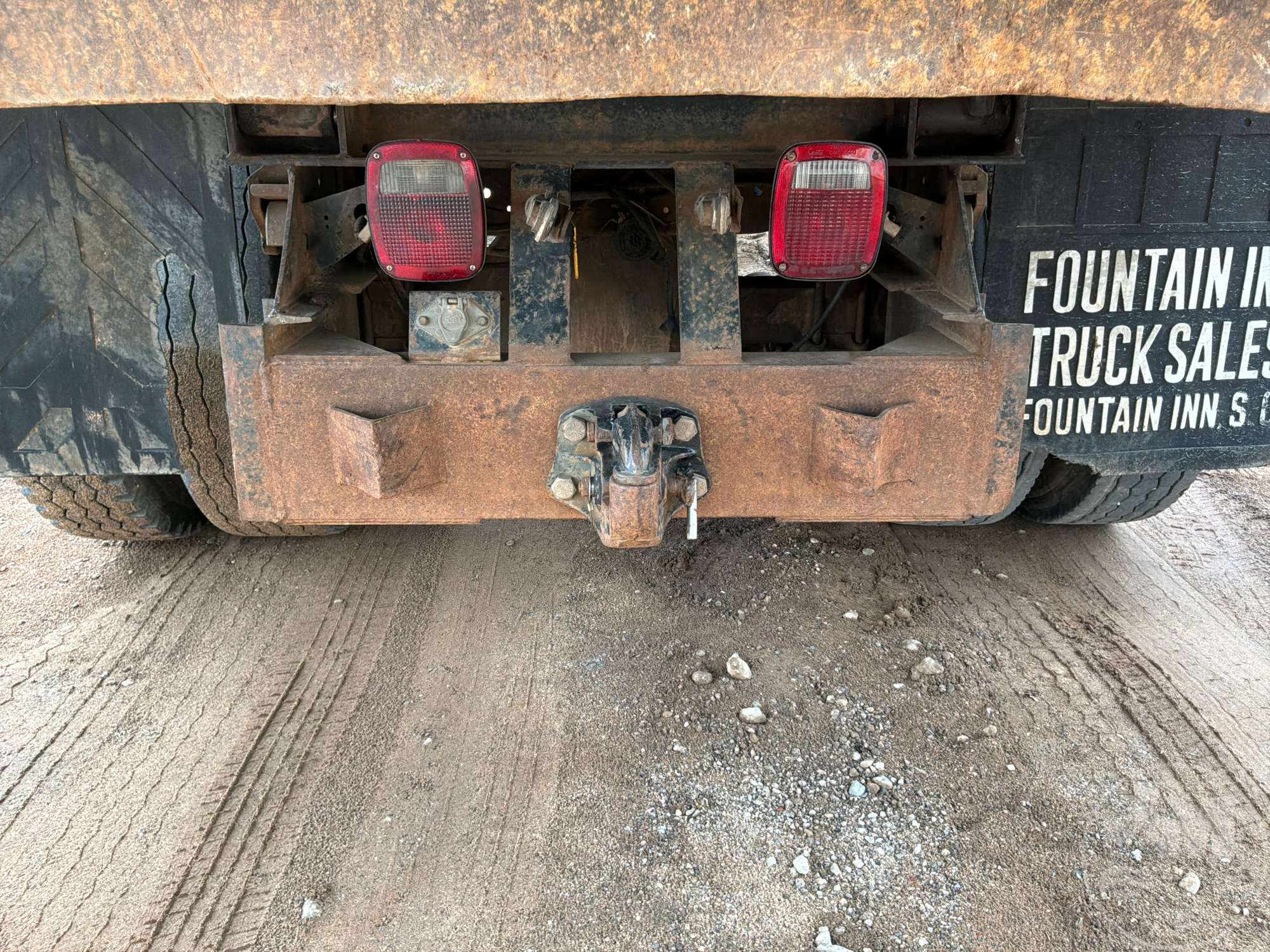 2000 Ford F-750