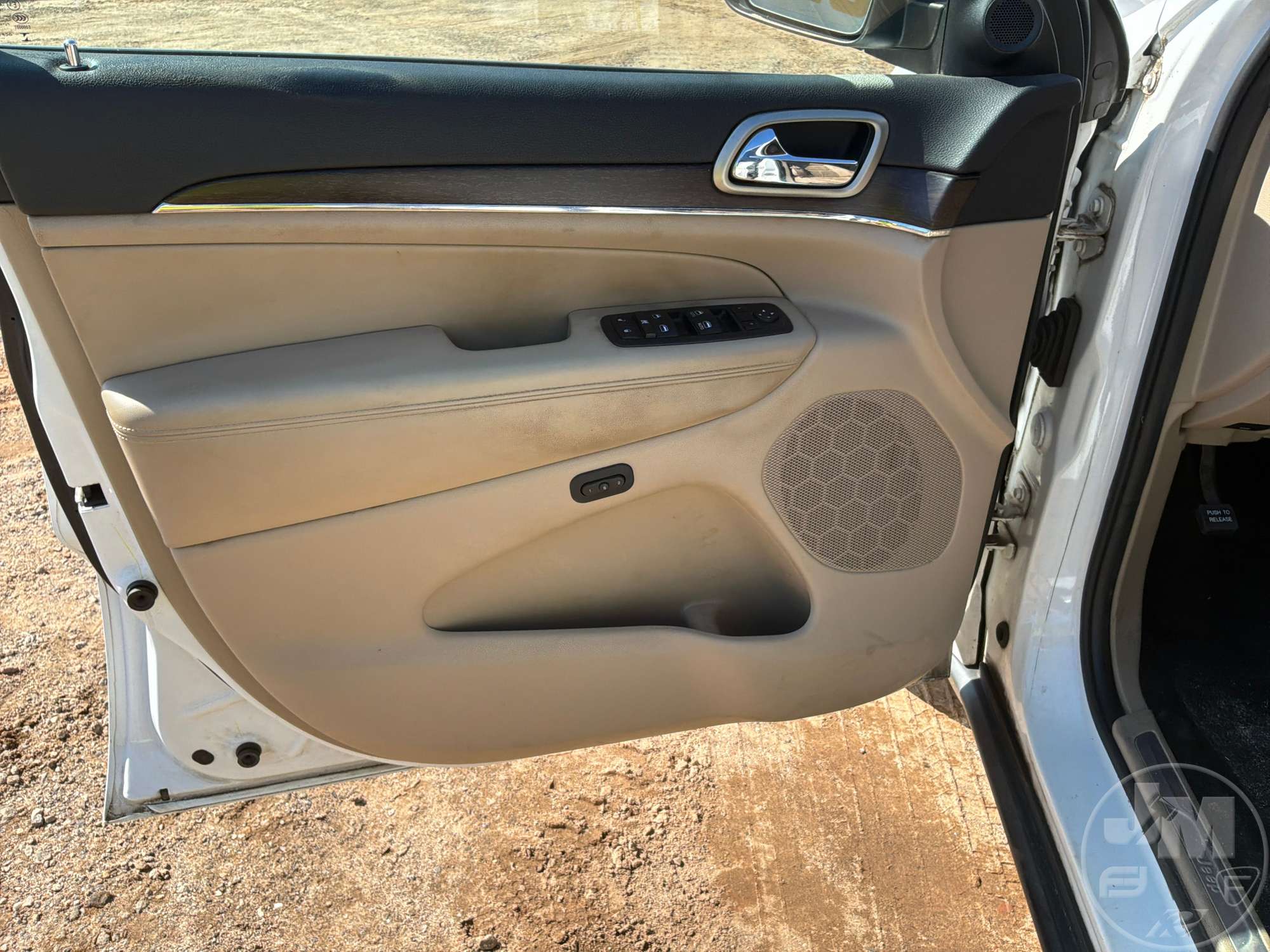 2014 Jeep GRAND CHEROKEE