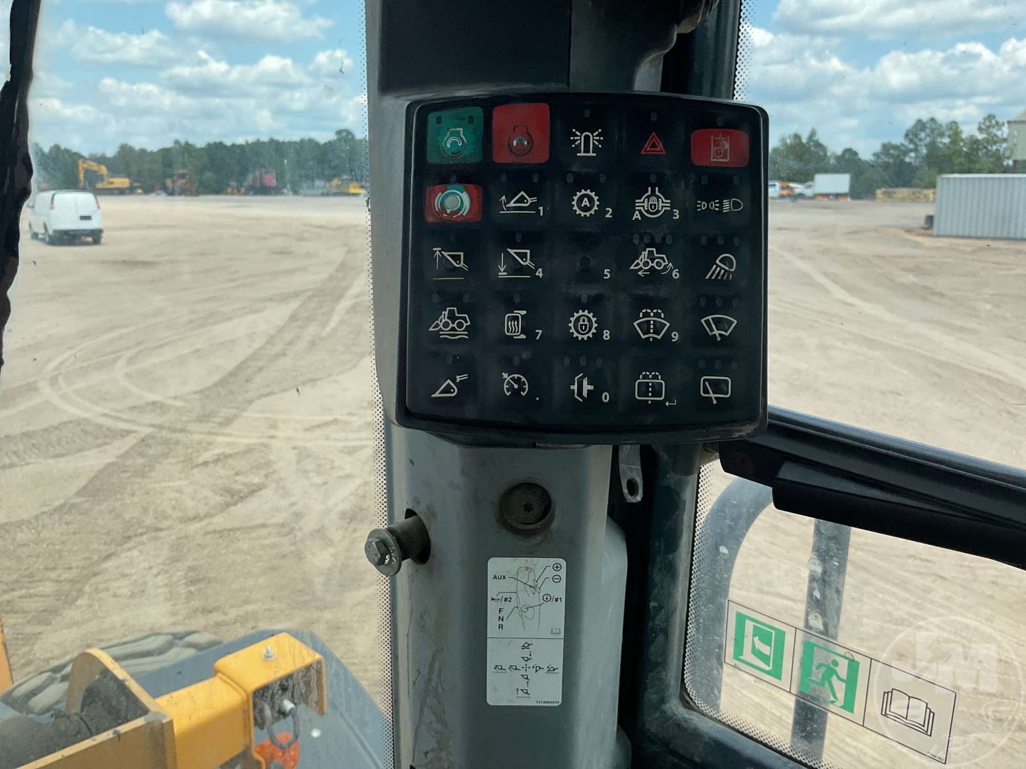 0 John Deere 644L