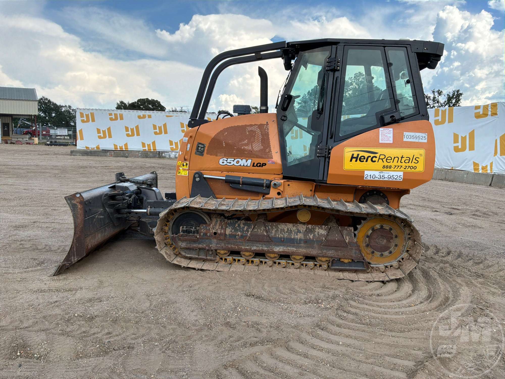 2021 Case 650M