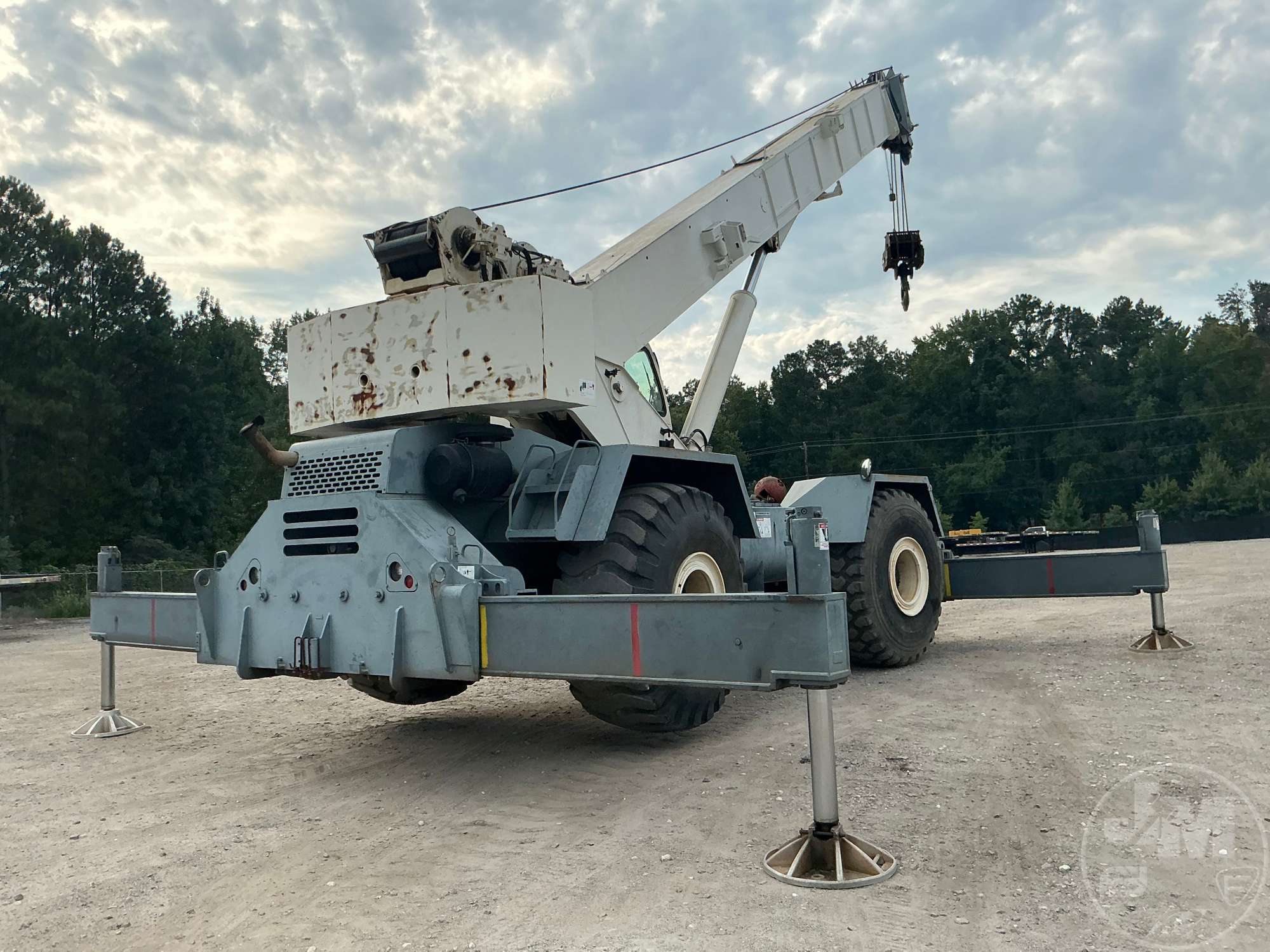 2006 Terex RT 665