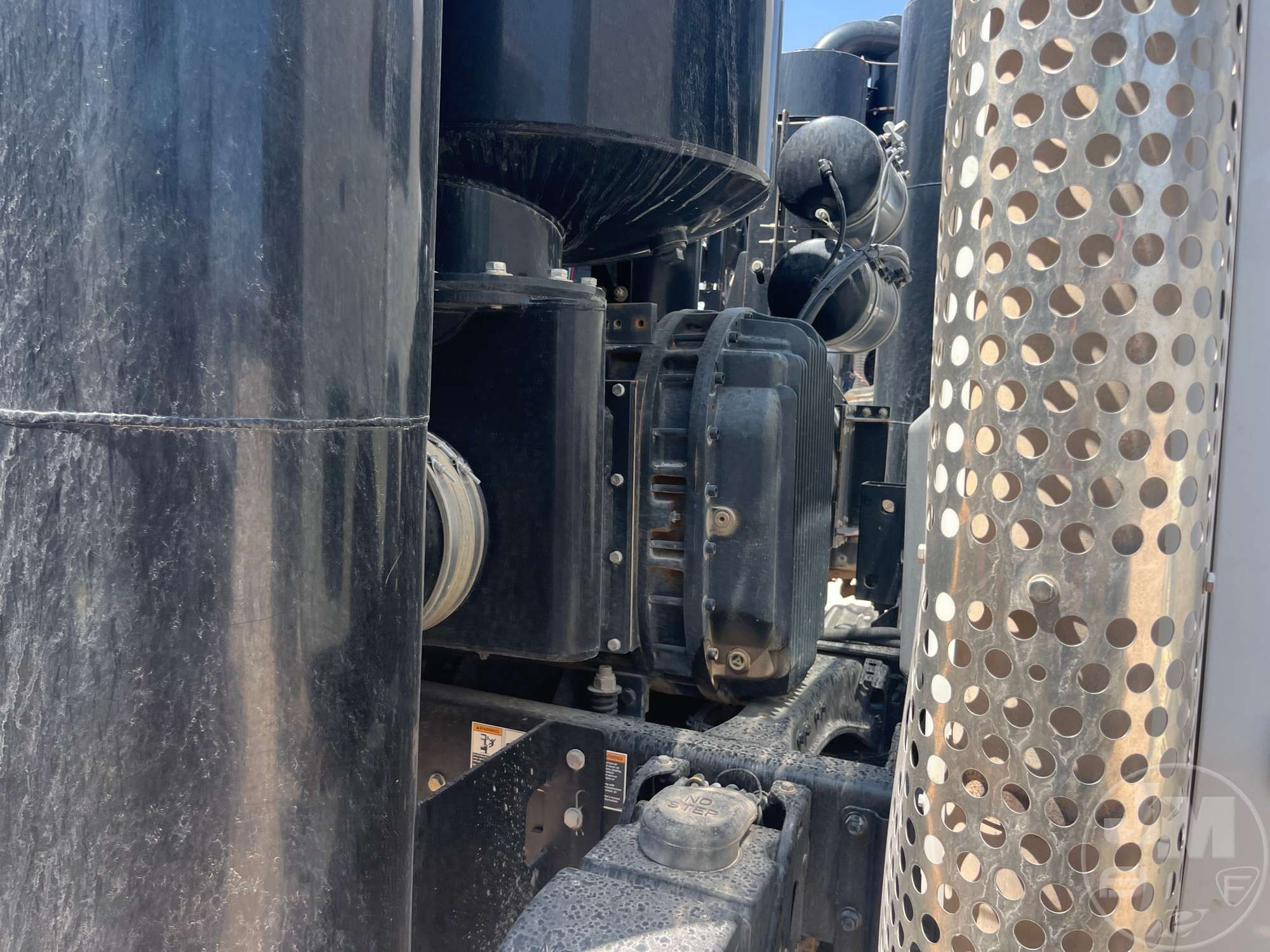 2022 Kenworth T880