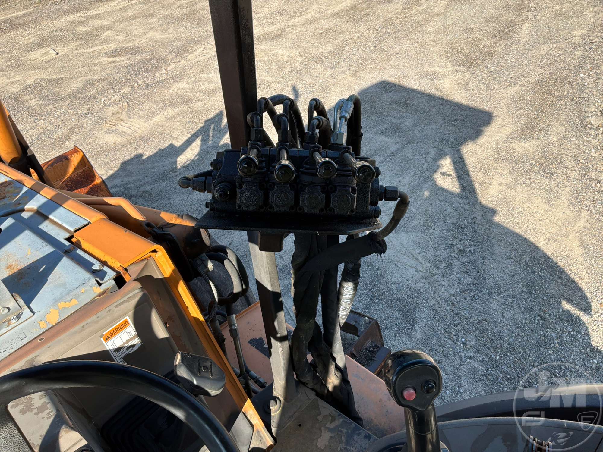 0 Case 570MXT