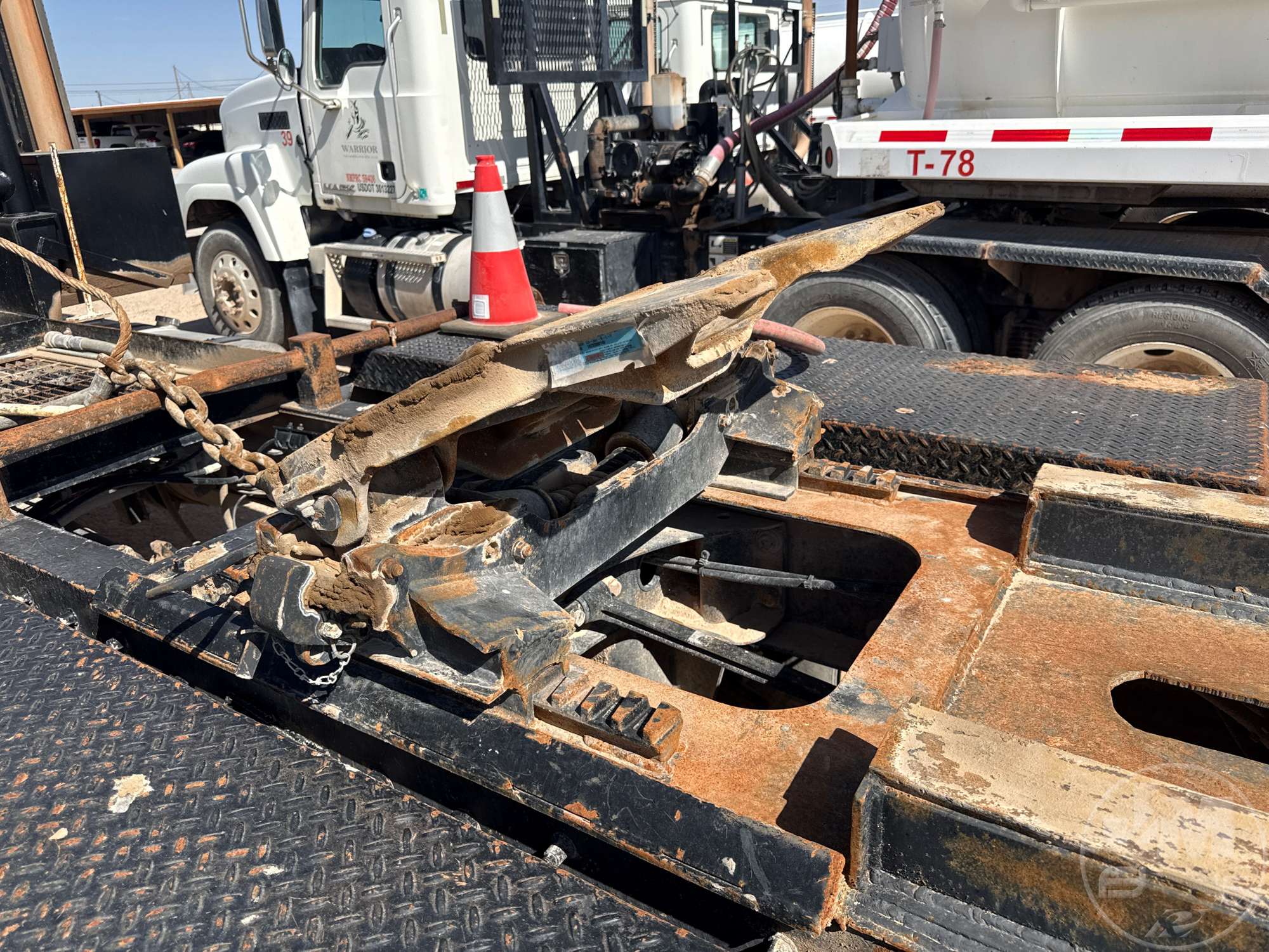 2015 Mack GU713