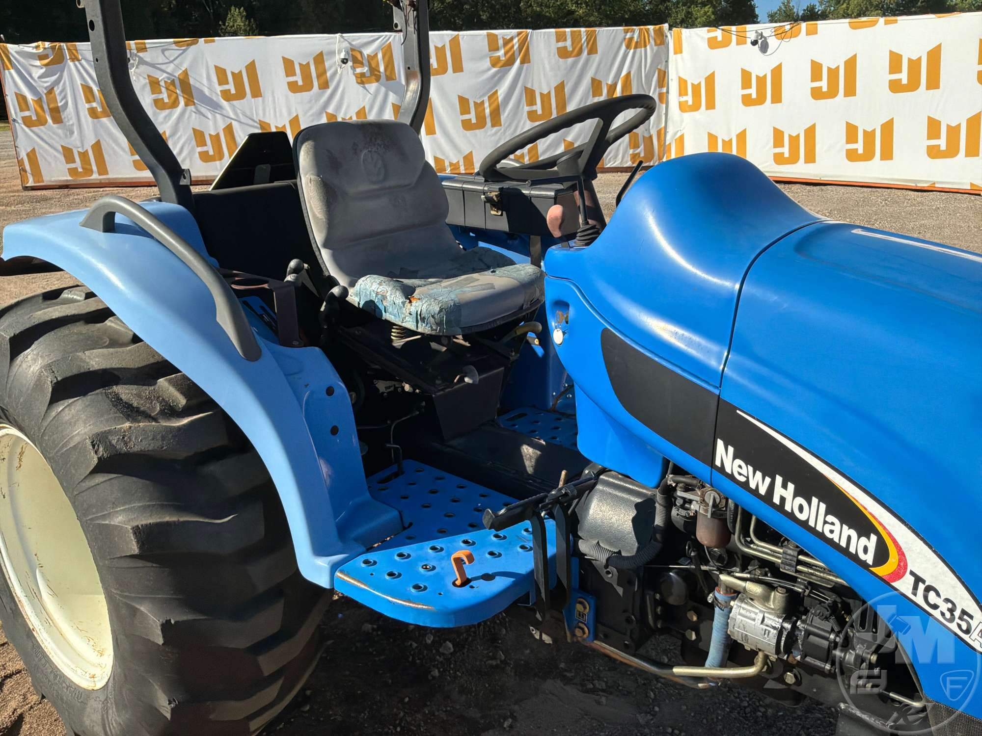 2004 New Holland TC35A