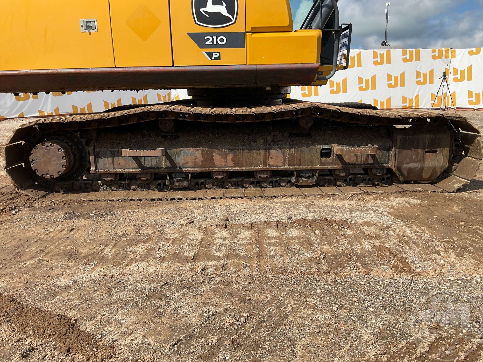 2024 John Deere 210-P