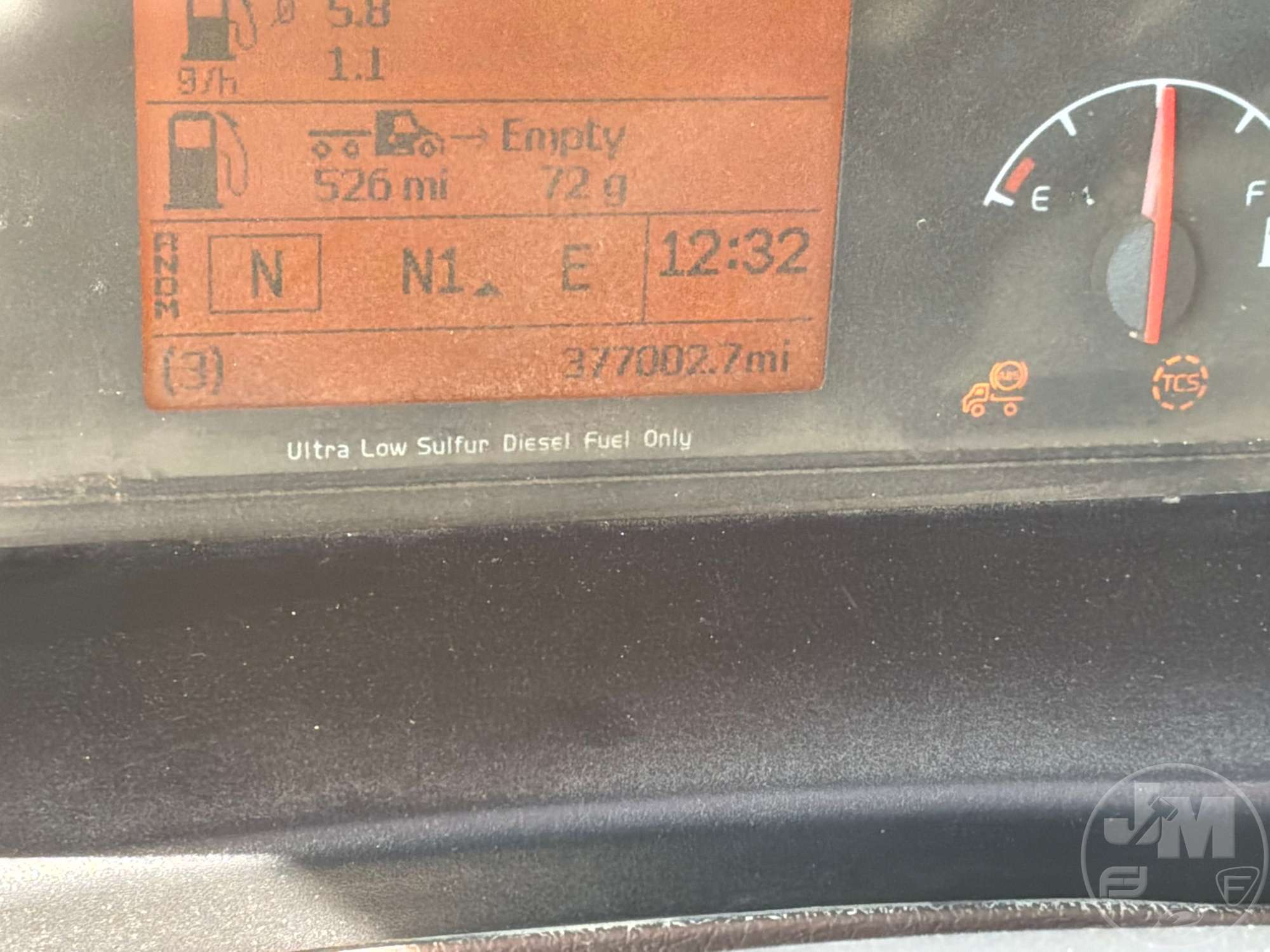 2014 Volvo VHD