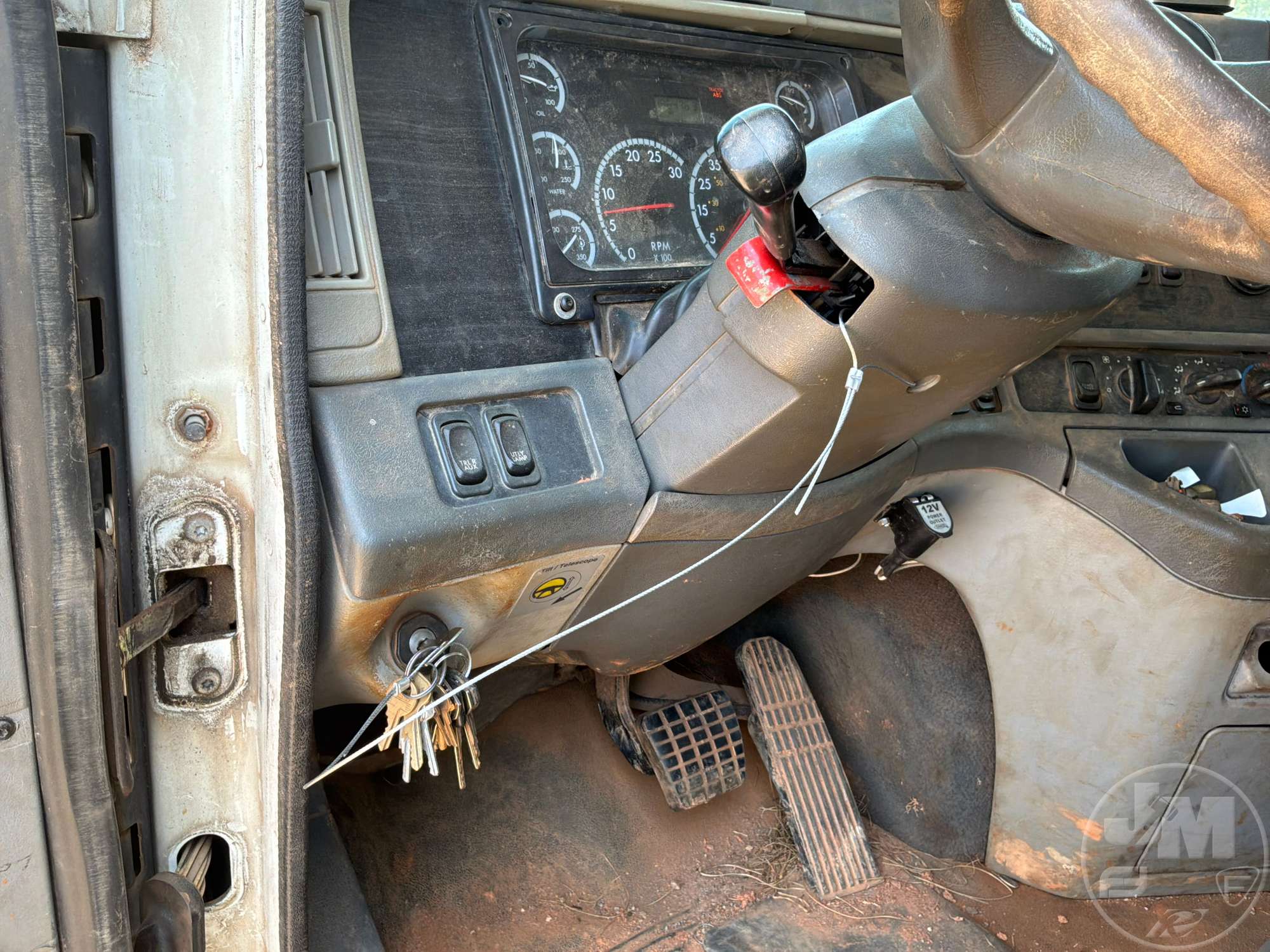 2005 Freightliner COLUMBIA